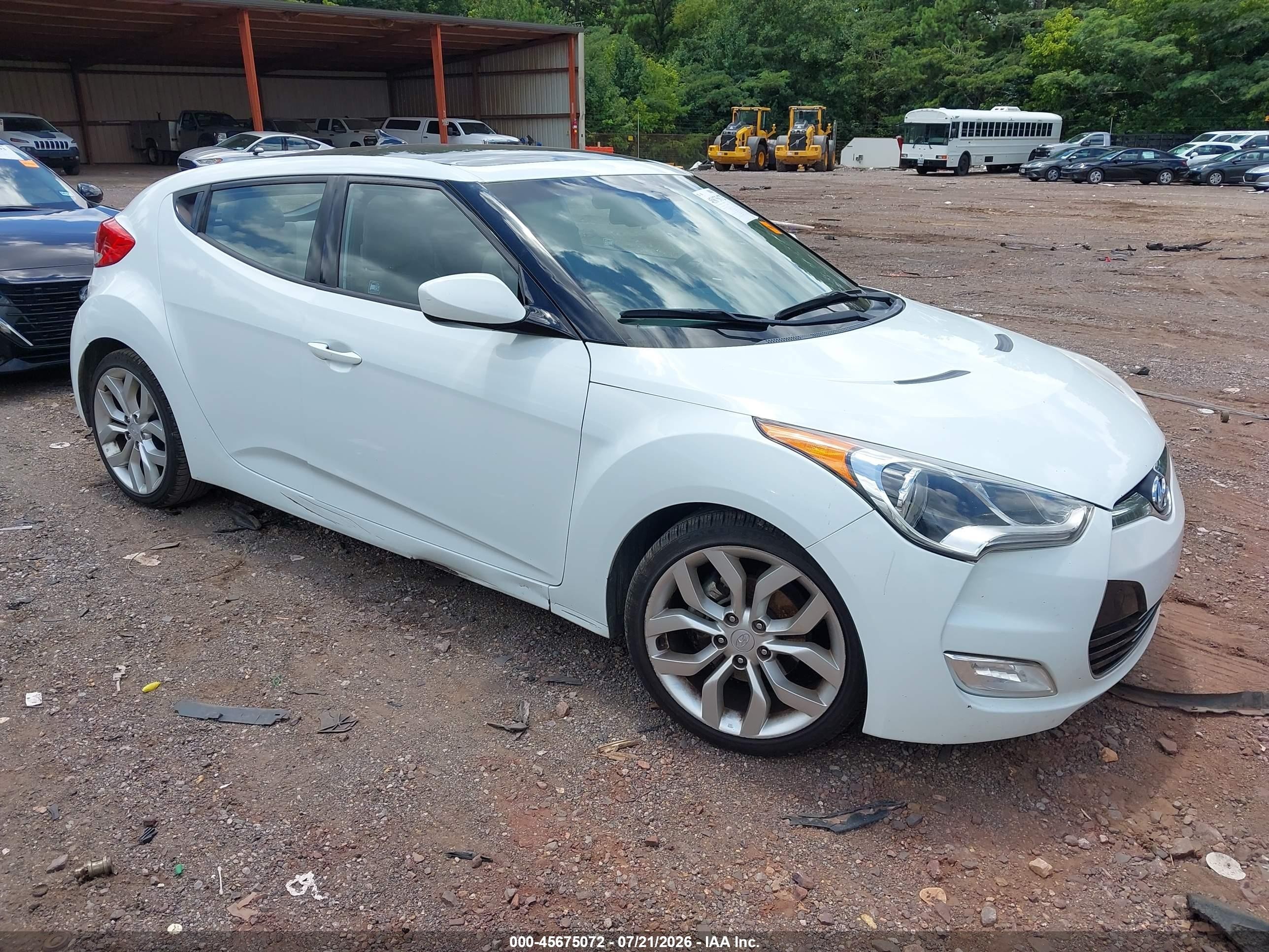 2012 Hyundai Veloster Base W/gray White vin: KMHTC6AD7CU069527