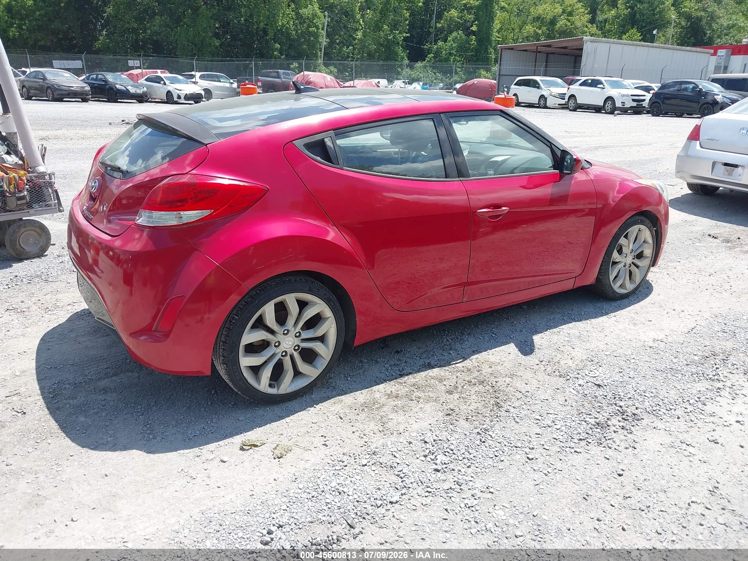 2012 Hyundai Veloster Base W/gray Red vin: KMHTC6AD7CU069673