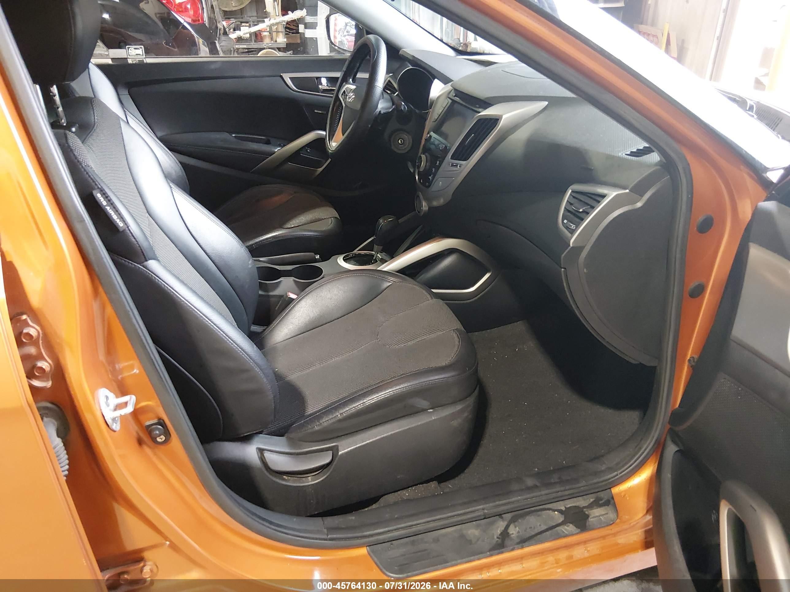 2012 Hyundai Veloster Base W/black Orange vin: KMHTC6AD7CU070371