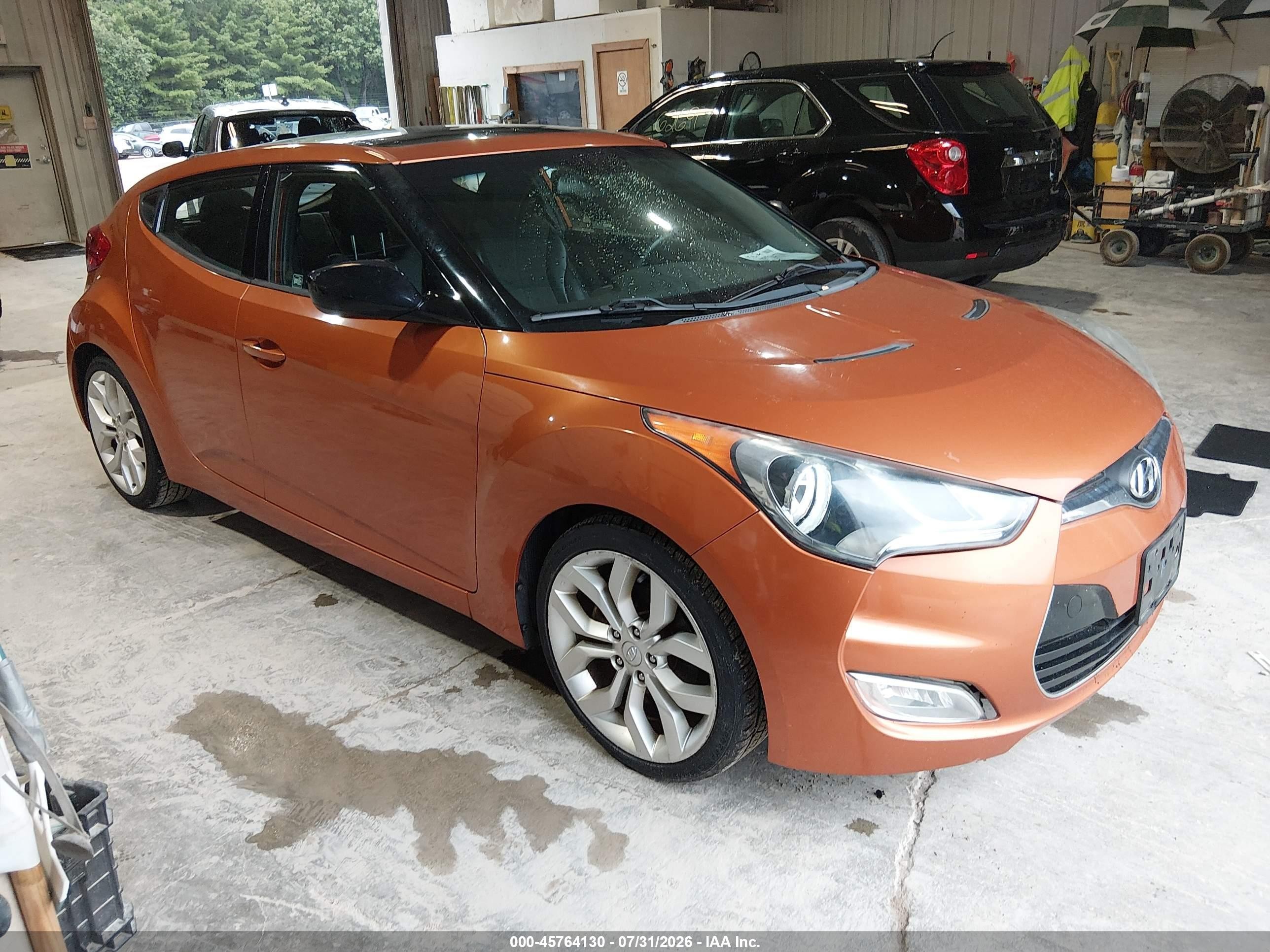2012 Hyundai Veloster Base W/black Orange vin: KMHTC6AD7CU070371