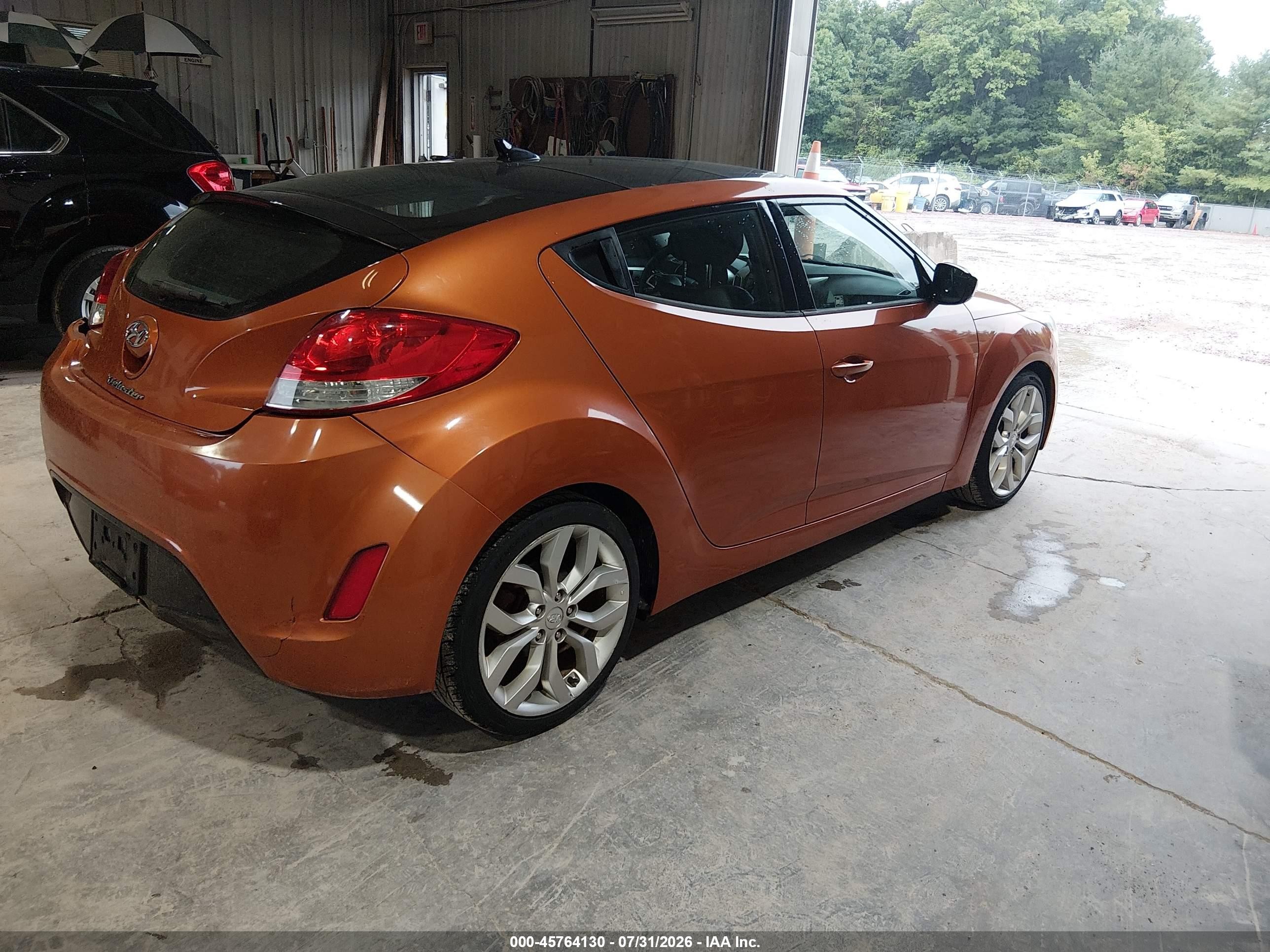2012 Hyundai Veloster Base W/black Orange vin: KMHTC6AD7CU070371