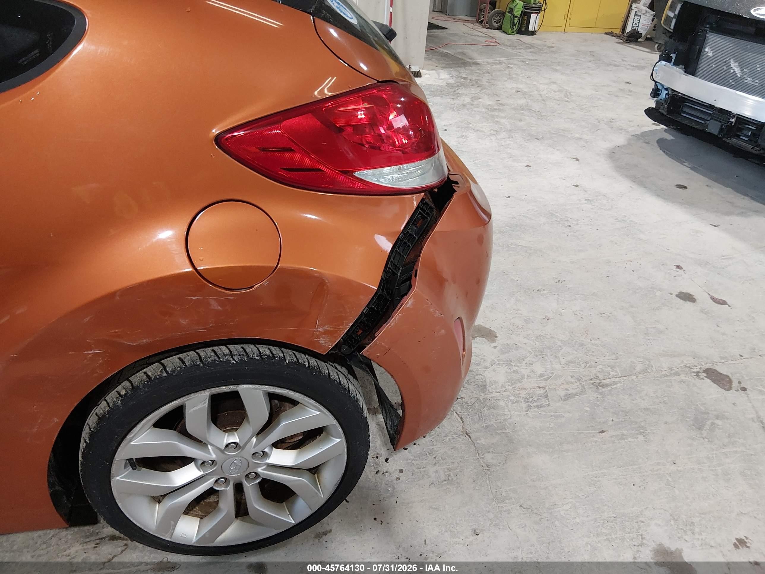 2012 Hyundai Veloster Base W/black Orange vin: KMHTC6AD7CU070371