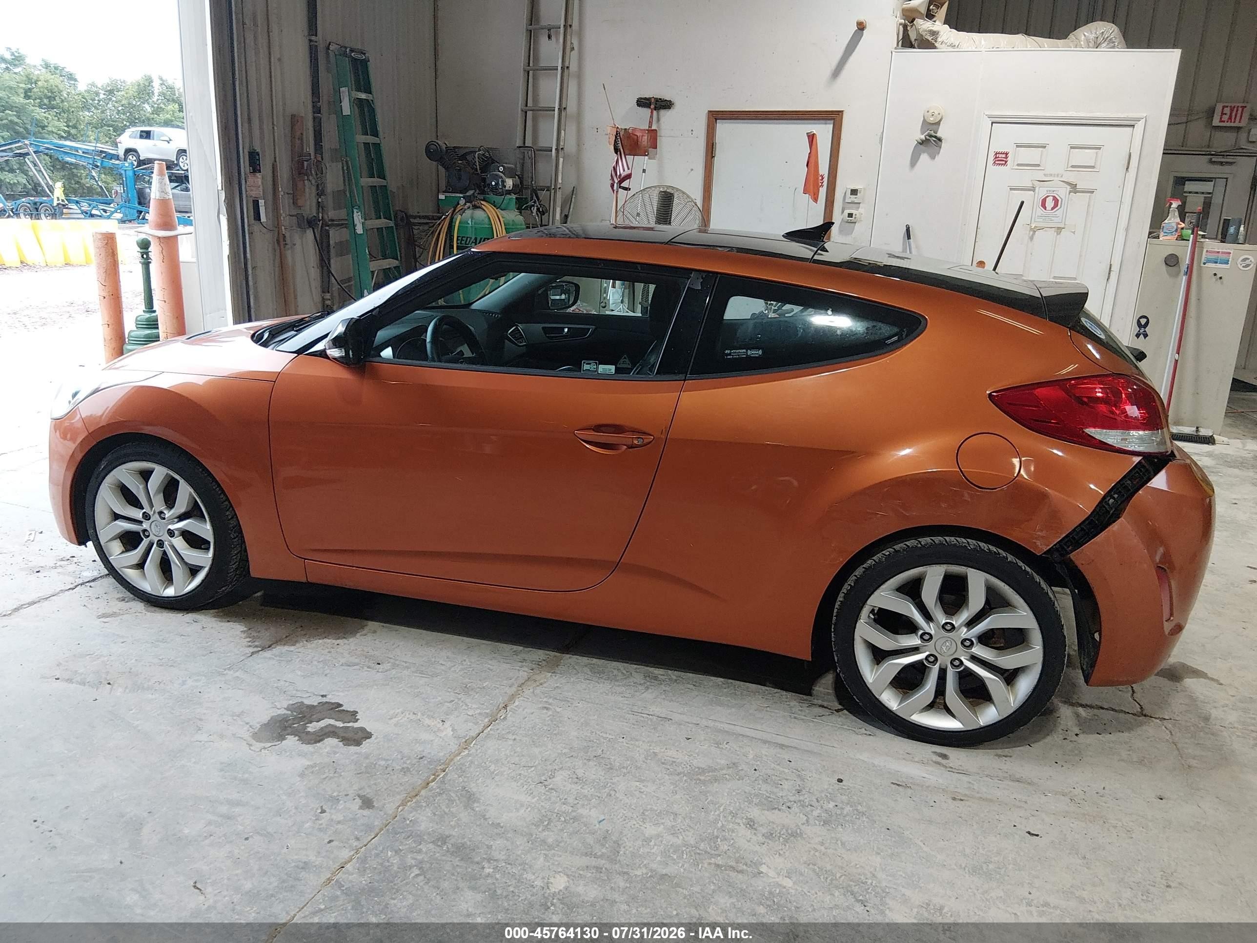 2012 Hyundai Veloster Base W/black Orange vin: KMHTC6AD7CU070371