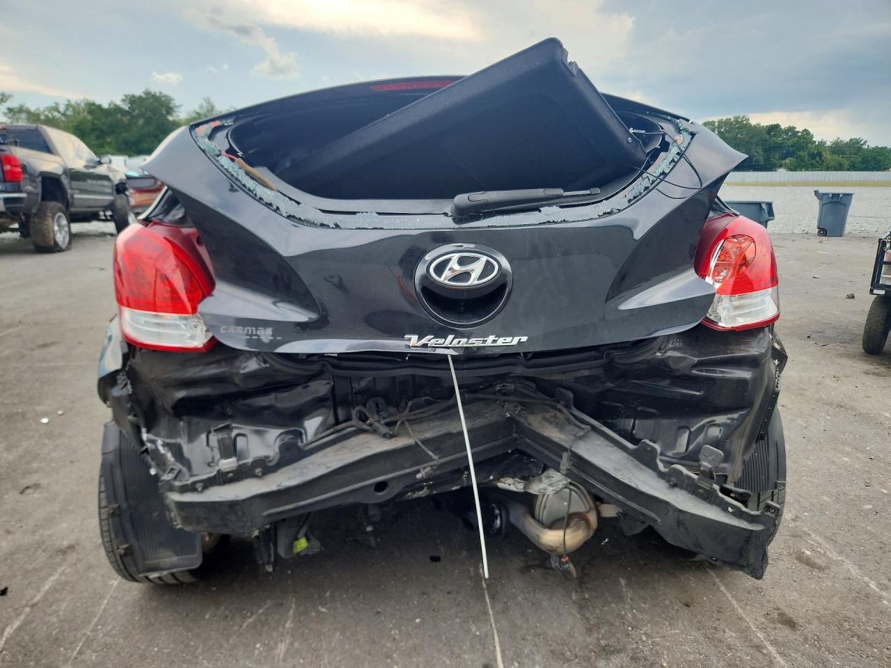 2012 Hyundai Veloster Base Black vin: KMHTC6AD7CU078390