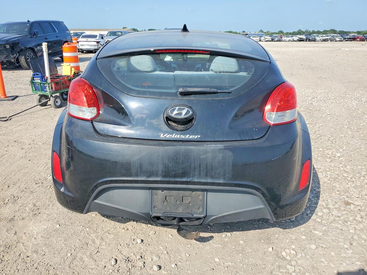 2013 Hyundai Veloster Base Black vin: KMHTC6AD7DU086197
