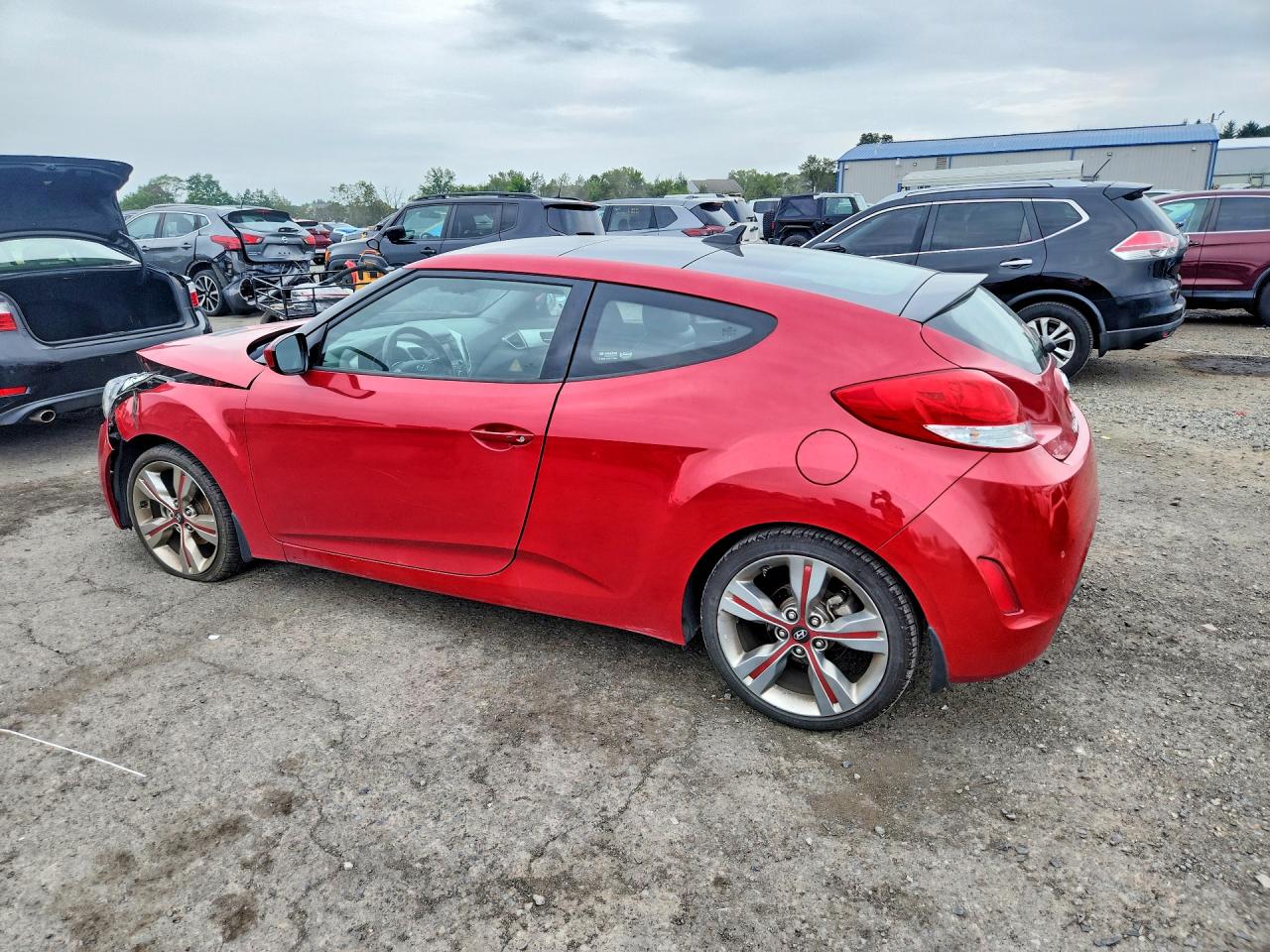 2013 Hyundai Veloster Base Red vin: KMHTC6AD7DU093991