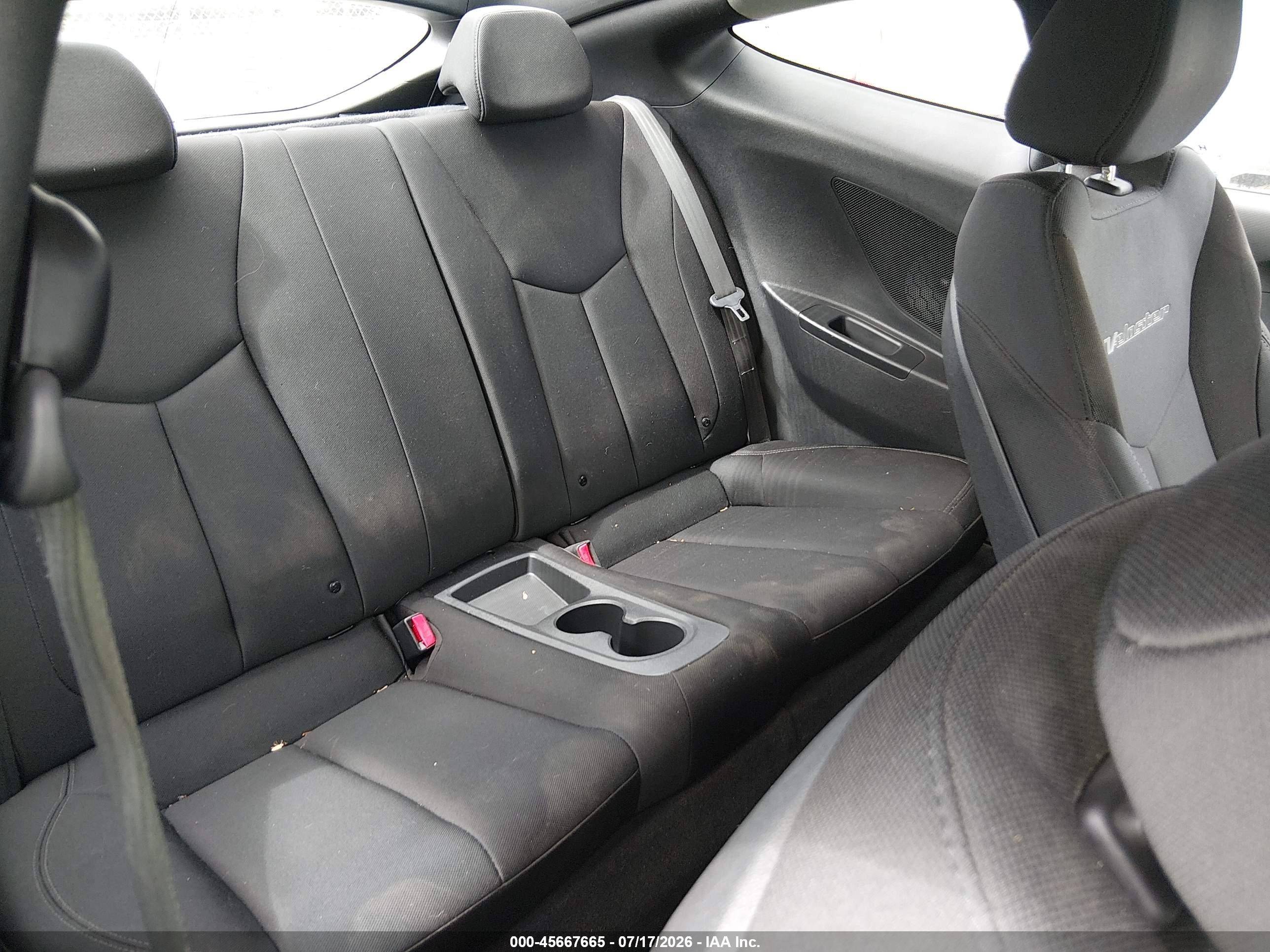 2013 Hyundai Veloster Base W/black Gray vin: KMHTC6AD7DU103192