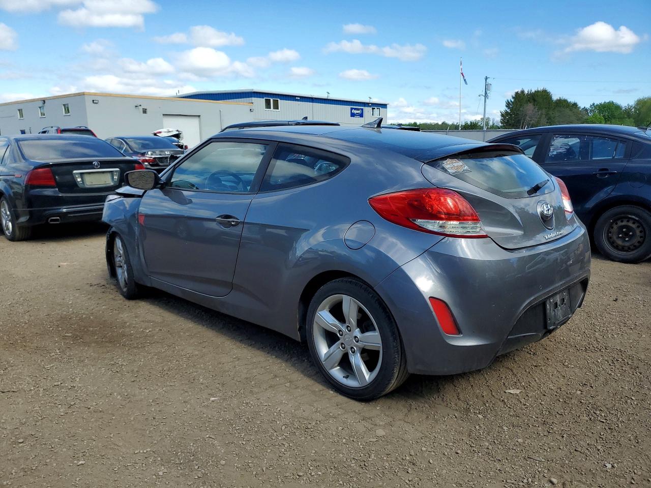2013 Hyundai Veloster Base Gray vin: KMHTC6AD7DU109252