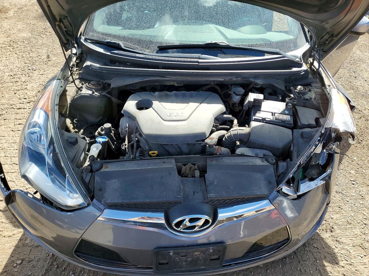 2013 Hyundai Veloster Base Gray vin: KMHTC6AD7DU109252