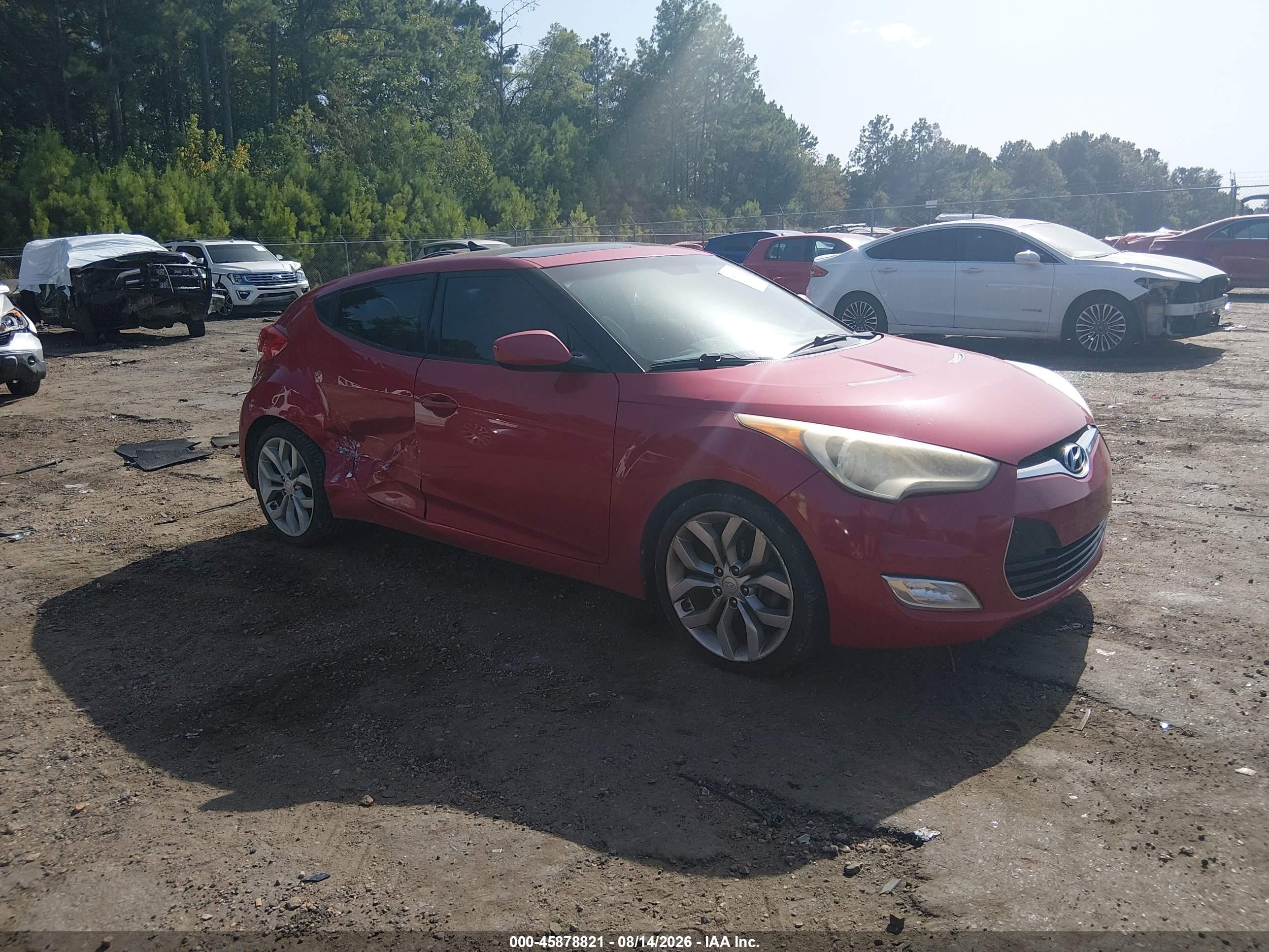 2013 Hyundai Veloster Base W/gray Red vin: KMHTC6AD7DU140307