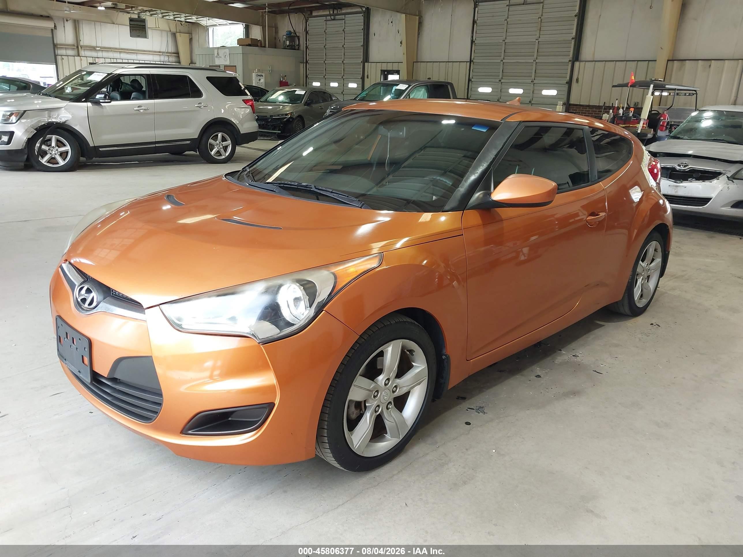 2013 Hyundai Veloster Base W/black Orange vin: KMHTC6AD7DU155437