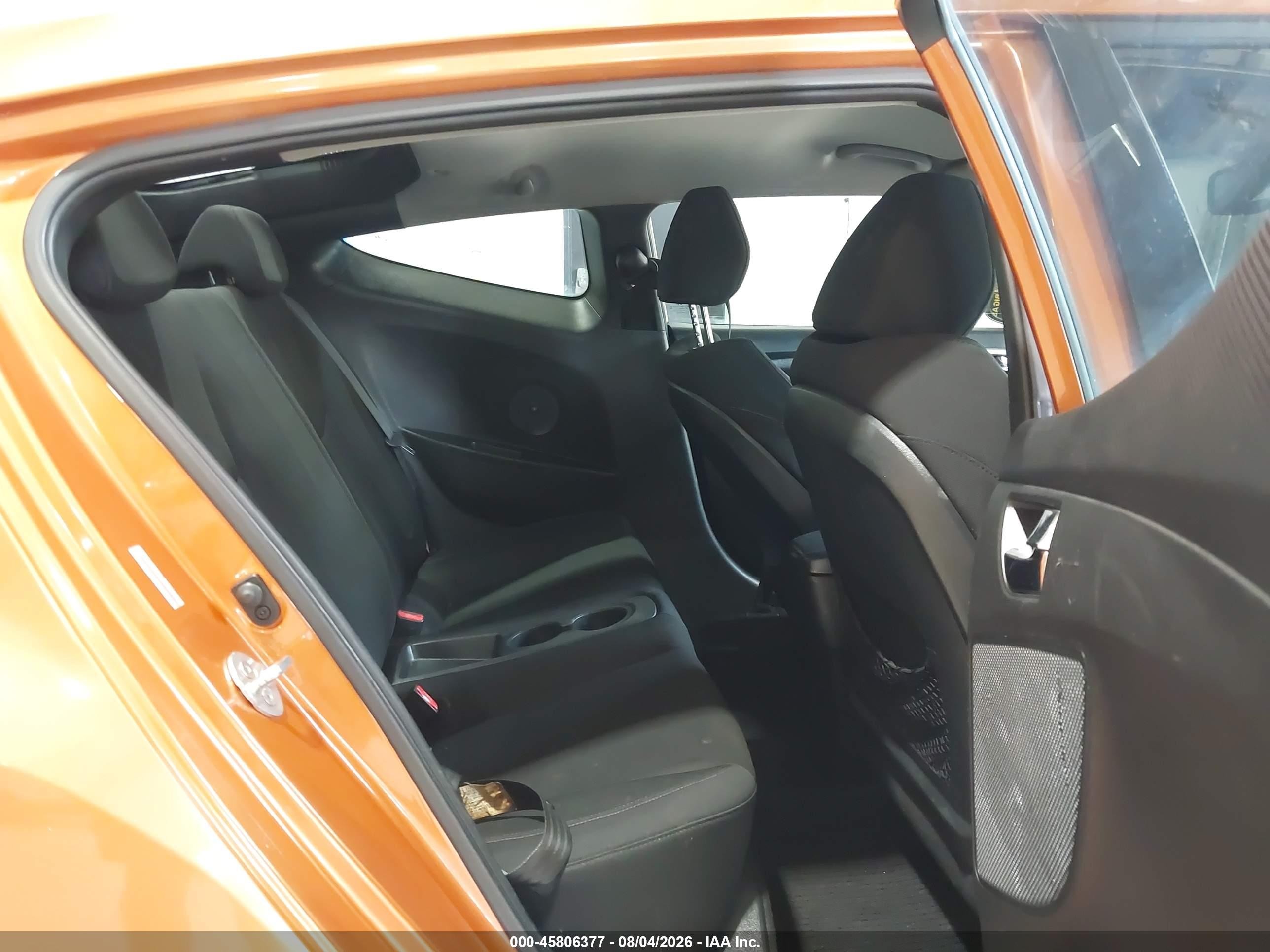 2013 Hyundai Veloster Base W/black Orange vin: KMHTC6AD7DU155437