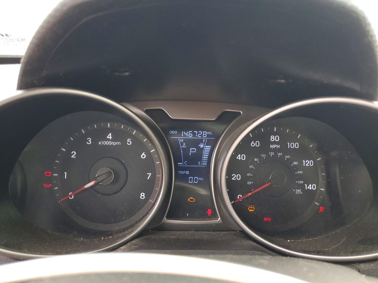 2013 Hyundai Veloster Base Green vin: KMHTC6AD7DU155910