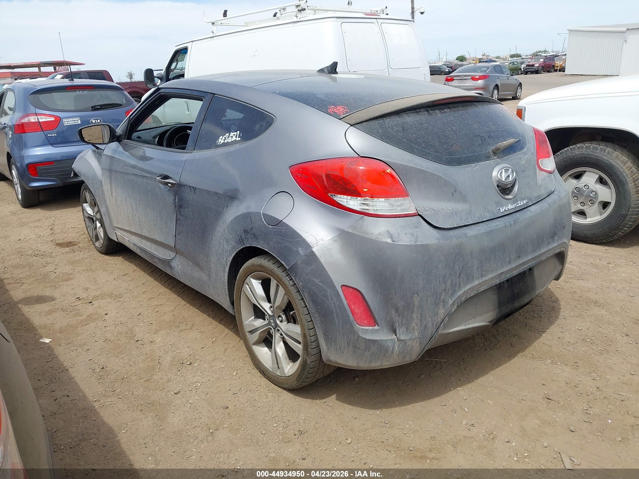 2013 Hyundai Veloster Base W/black Gray vin: KMHTC6AD7DU157060