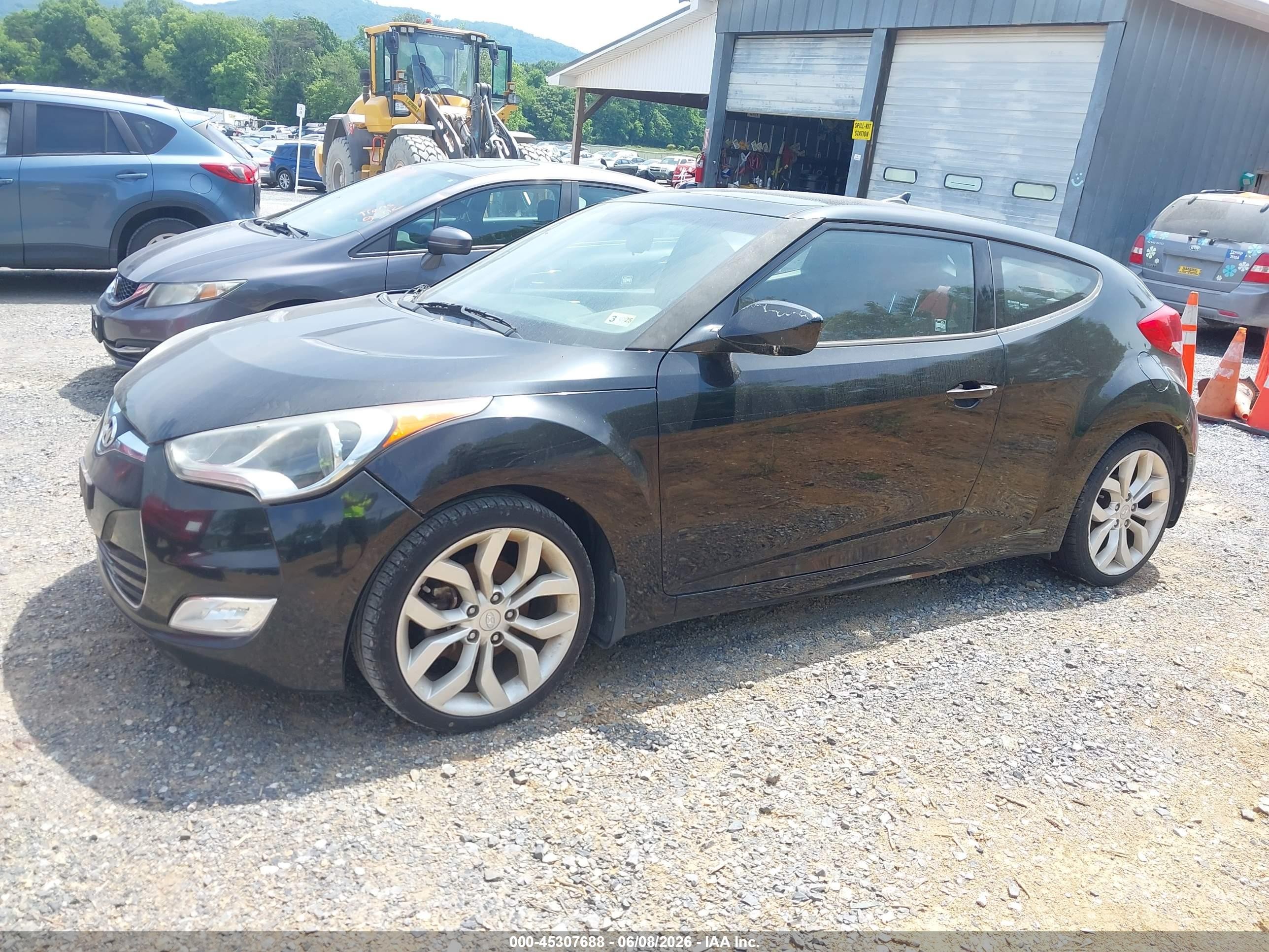 2013 Hyundai Veloster   Black vin: KMHTC6AD7DU165644