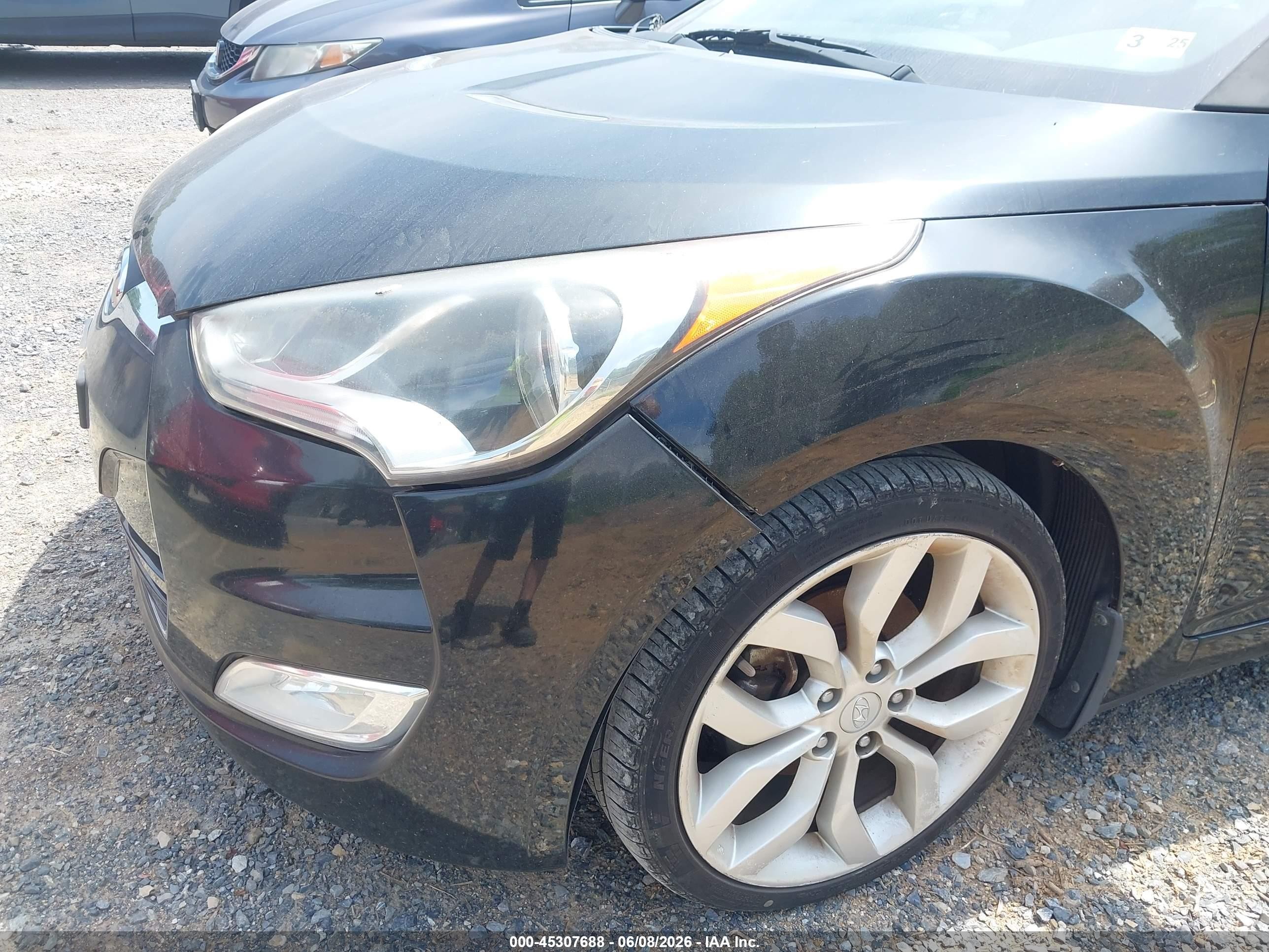 2013 Hyundai Veloster   Black vin: KMHTC6AD7DU165644