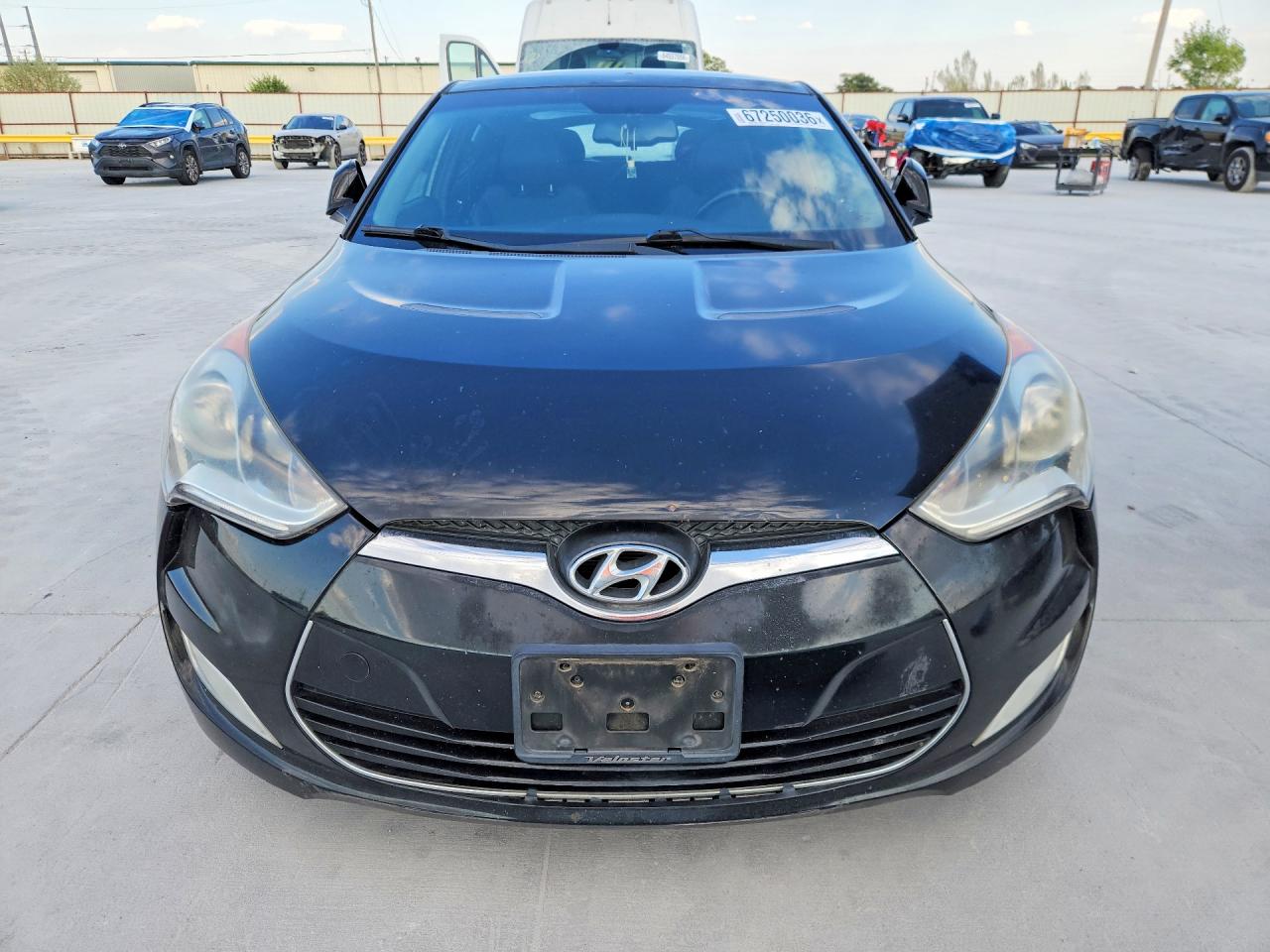 2014 Hyundai Veloster Base Черный vin: KMHTC6AD7EU212270