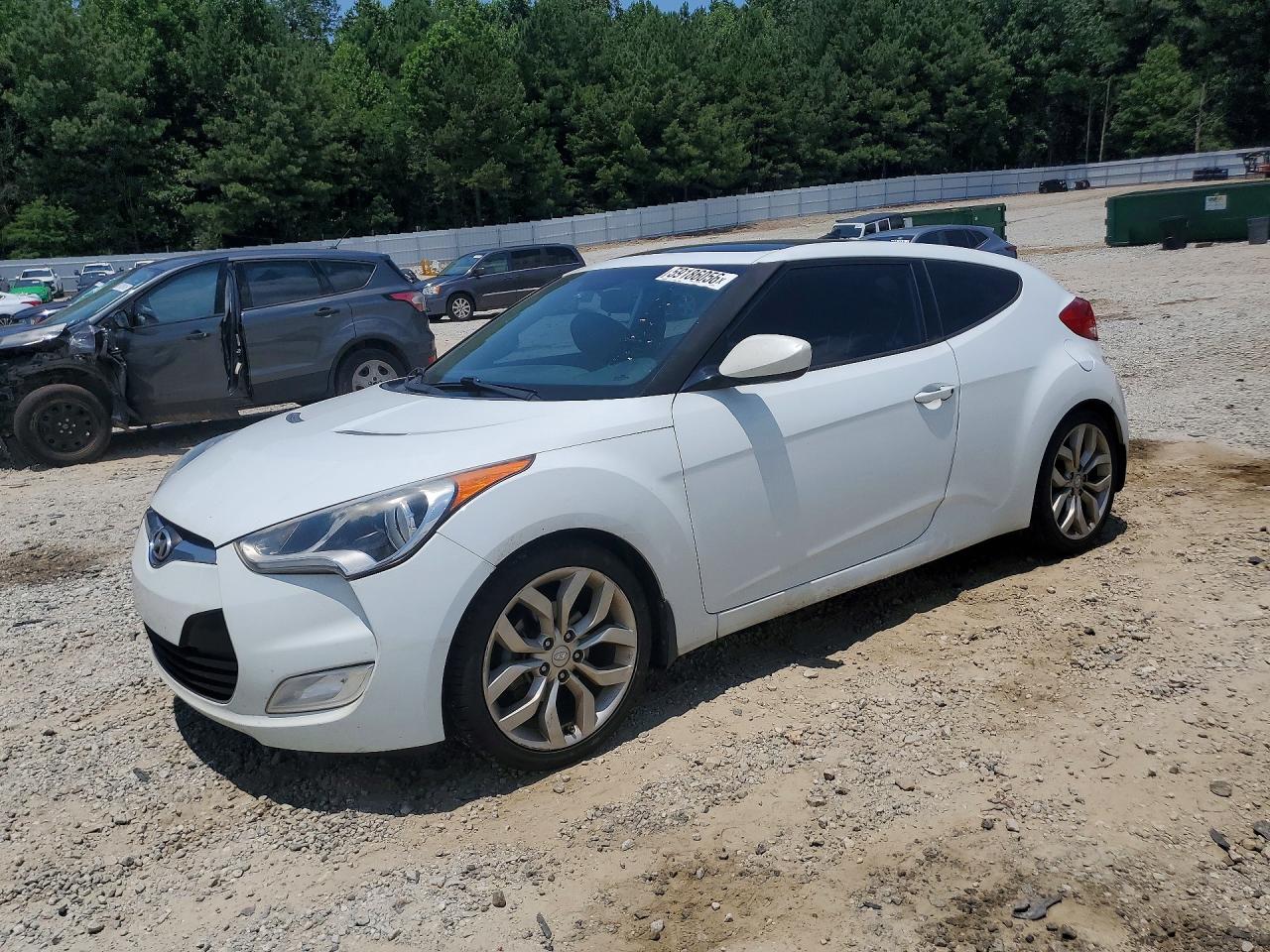 2015 Hyundai Veloster Base Black vin: KMHTC6AD7FU225134