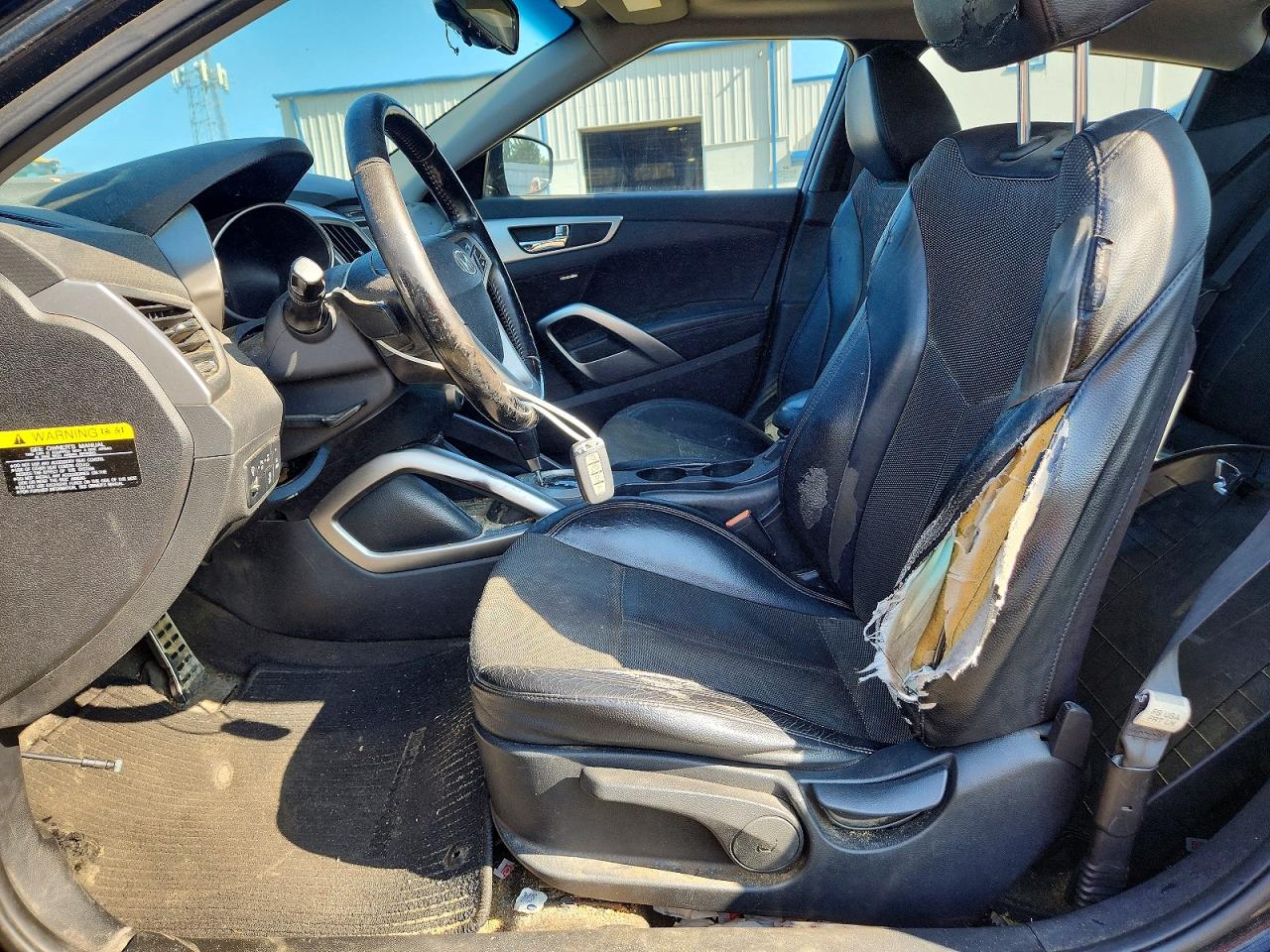 2015 Hyundai Veloster Base Black vin: KMHTC6AD7FU232293
