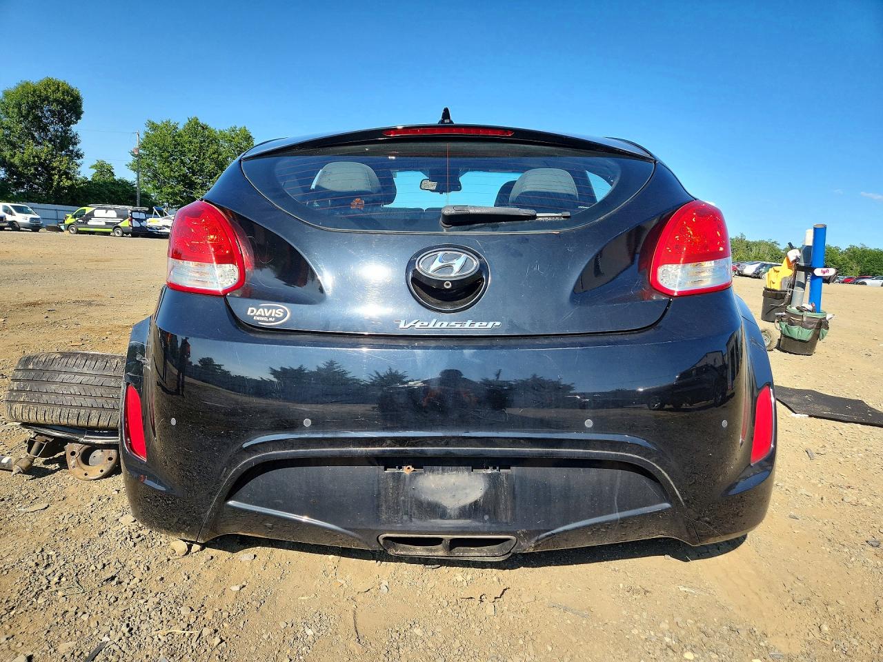 2015 Hyundai Veloster Base Black vin: KMHTC6AD7FU232293