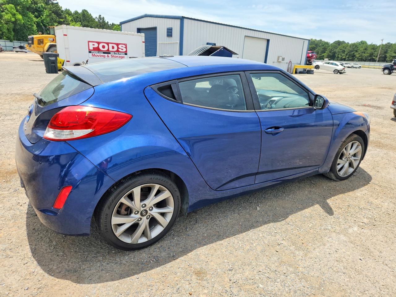 2017 Hyundai Veloster Base Blue vin: KMHTC6AD7HU306234