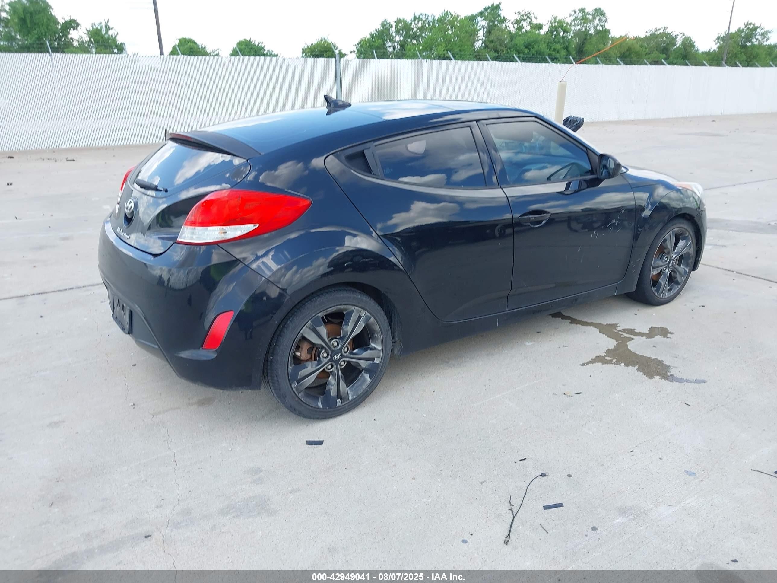 2017 Hyundai Veloster Value Edition Black vin: KMHTC6AD7HU322210