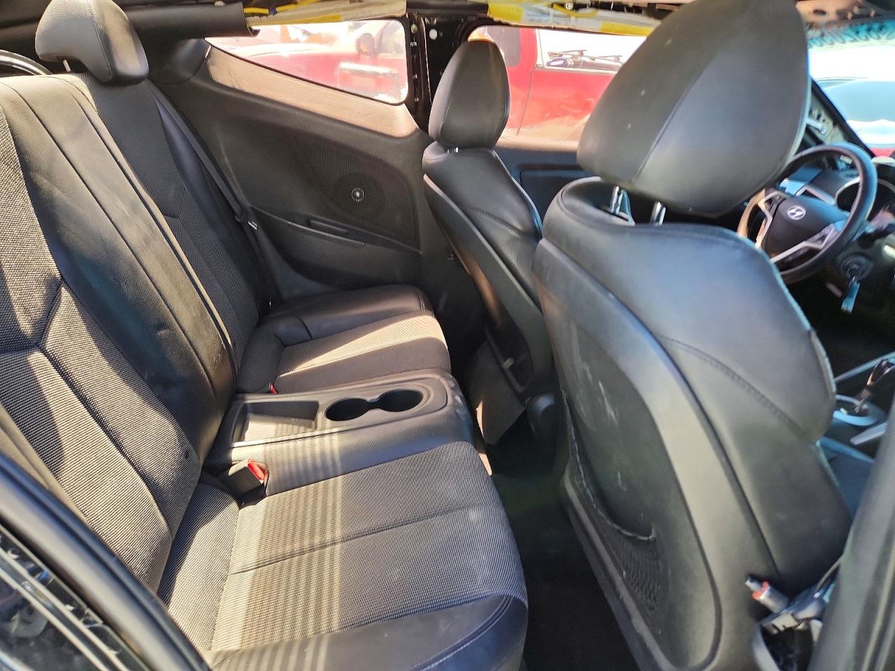 2012 Hyundai Veloster Base Black vin: KMHTC6AD8CU061727
