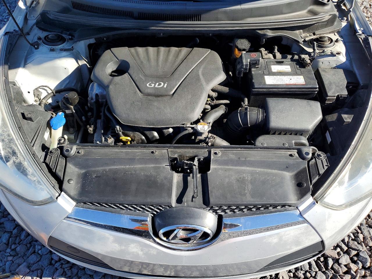 2012 Hyundai Veloster Base Silver vin: KMHTC6AD8CU065552