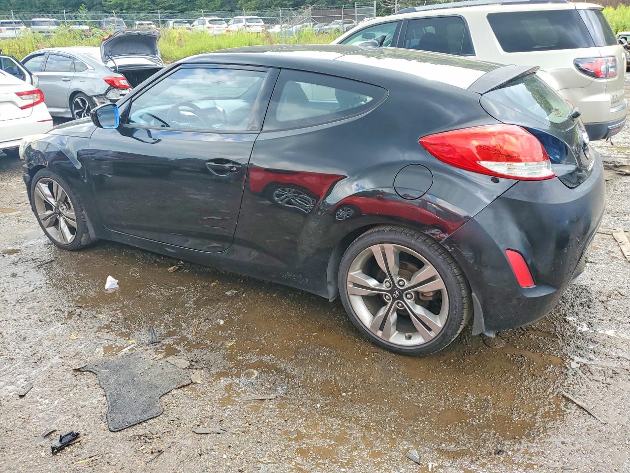 2012 Hyundai Veloster Base Black vin: KMHTC6AD8CU072422