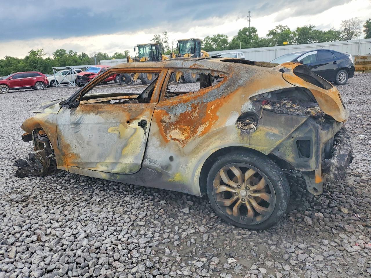 2012 Hyundai Veloster Base Burn vin: KMHTC6AD8CU081430