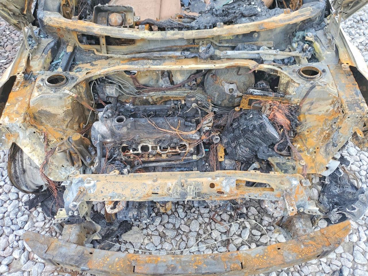 2012 Hyundai Veloster Base Burn vin: KMHTC6AD8CU081430