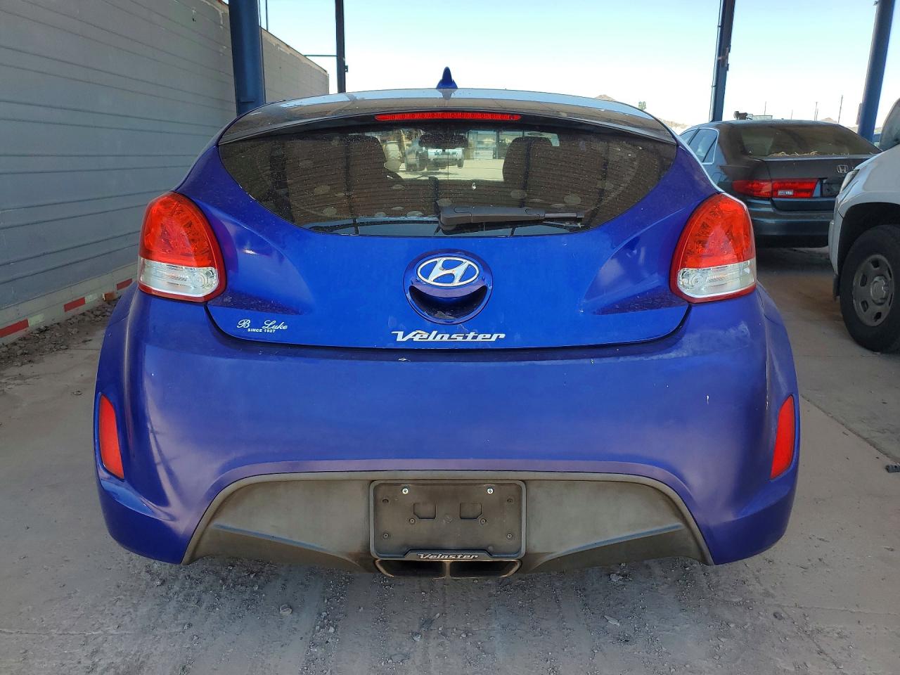 2012 Hyundai Veloster Base Blue vin: KMHTC6AD8CU082559
