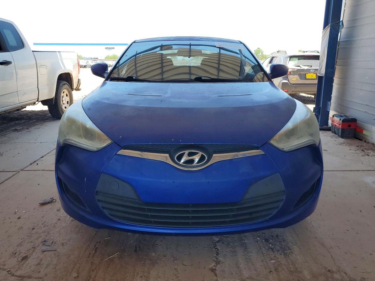 2012 Hyundai Veloster Base Blue vin: KMHTC6AD8CU082559