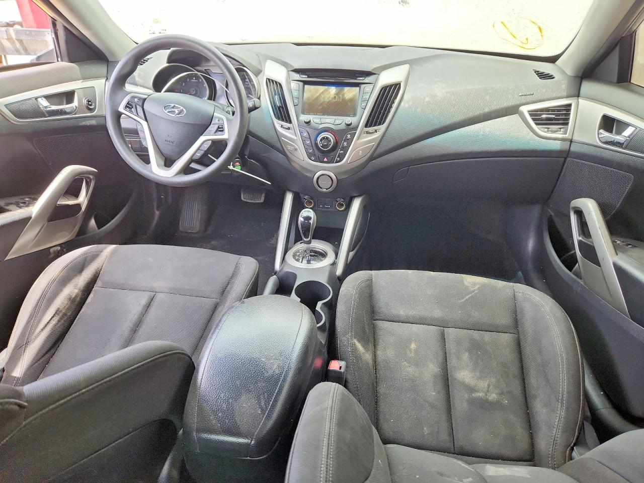 2013 Hyundai Veloster Base Gray vin: KMHTC6AD8DU095491