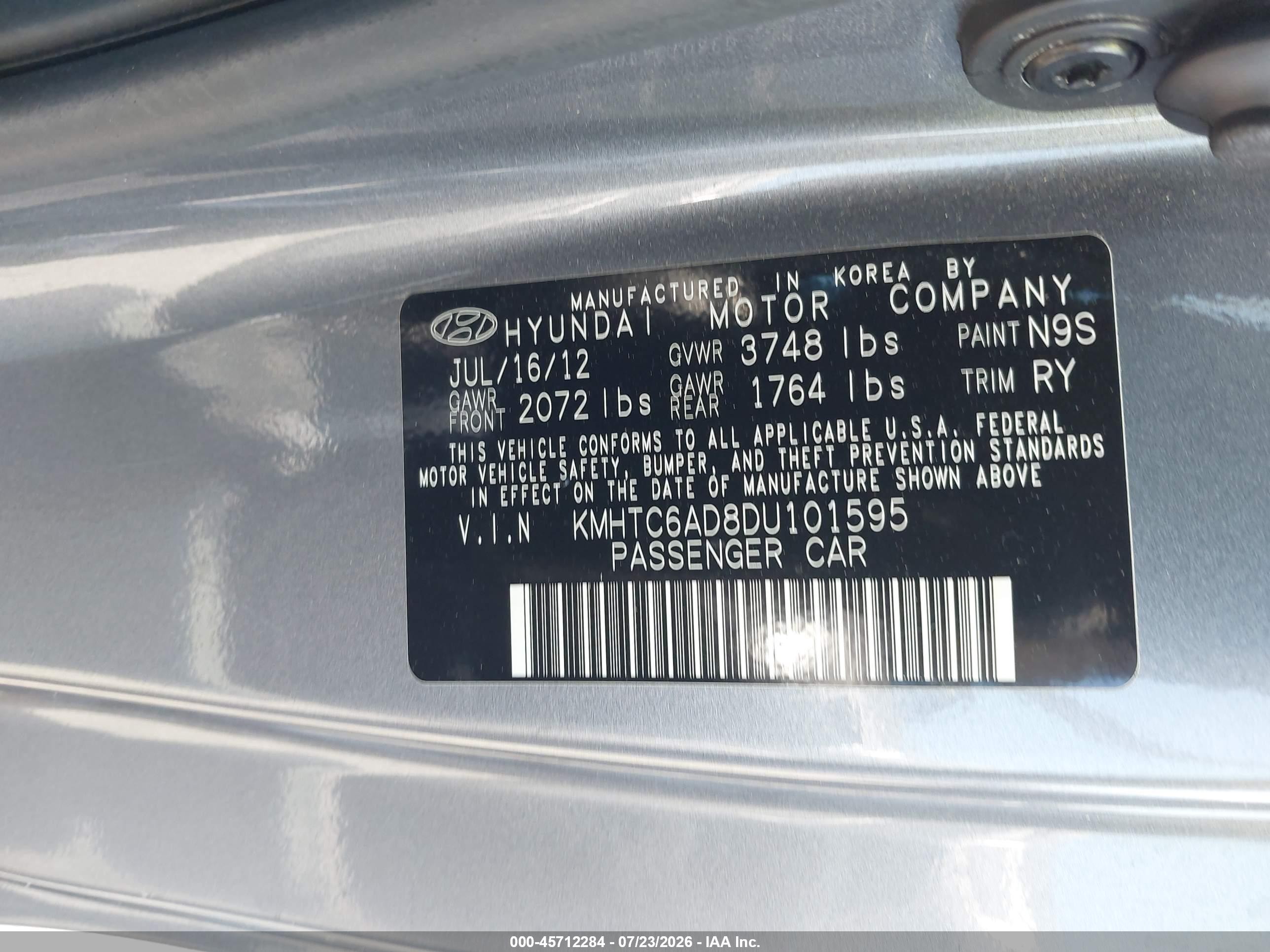 2013 Hyundai Veloster Base W/black Серебряный vin: KMHTC6AD8DU101595