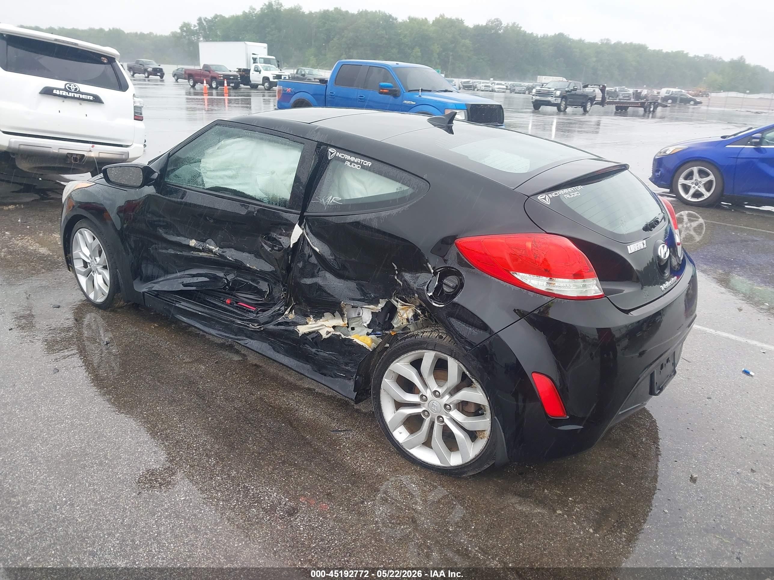 2013 Hyundai Veloster Base W/black Black vin: KMHTC6AD8DU134774
