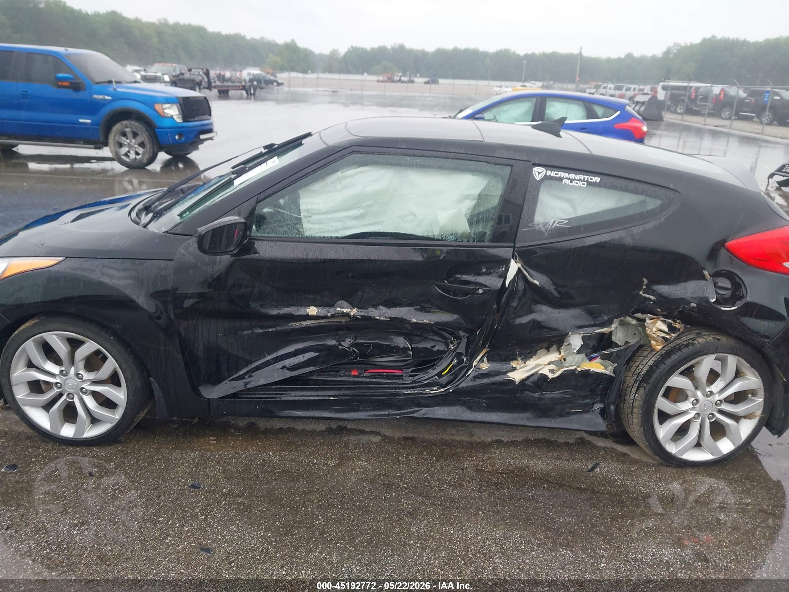 2013 Hyundai Veloster Base W/black Black vin: KMHTC6AD8DU134774
