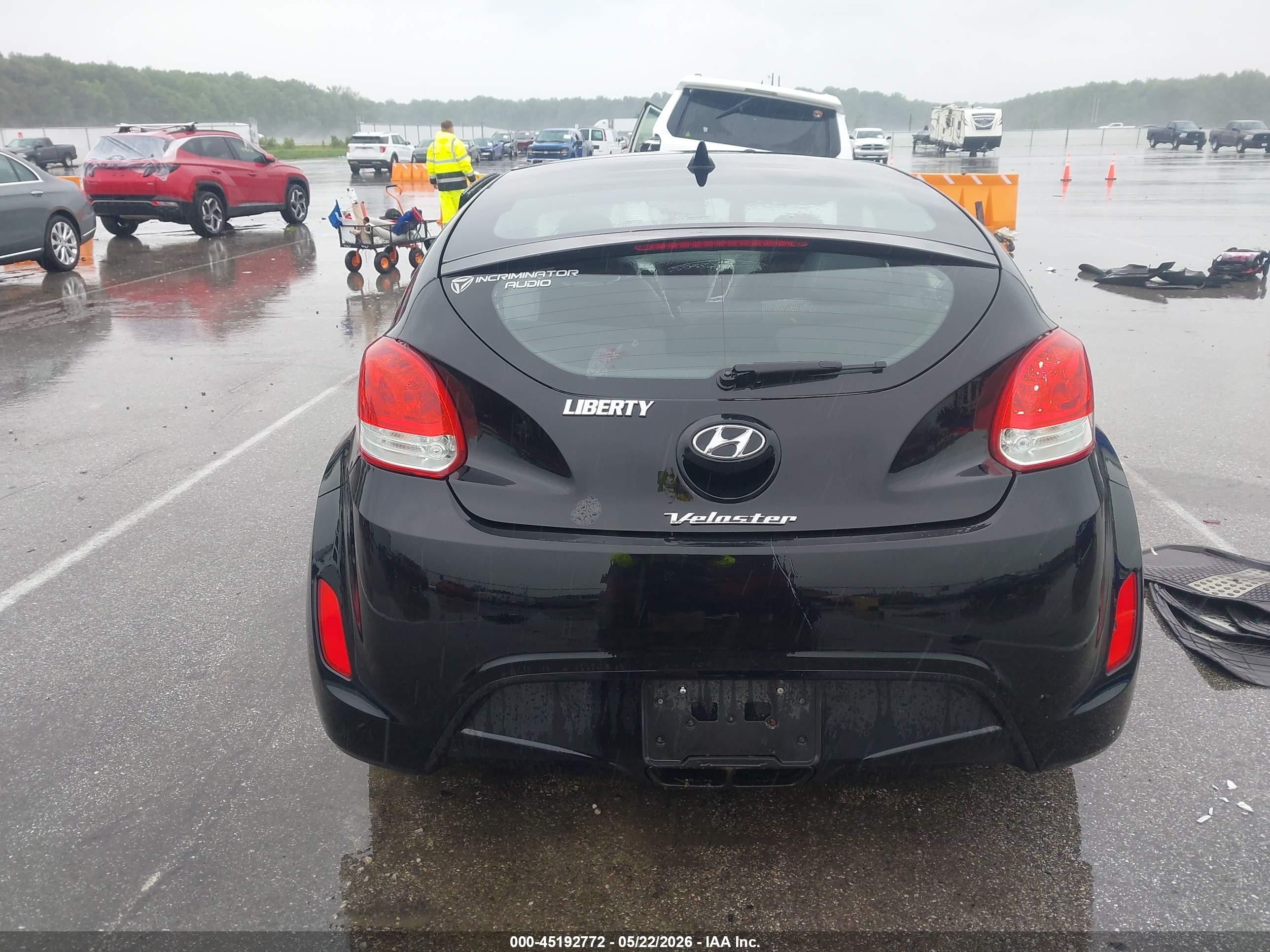 2013 Hyundai Veloster Base W/black Black vin: KMHTC6AD8DU134774