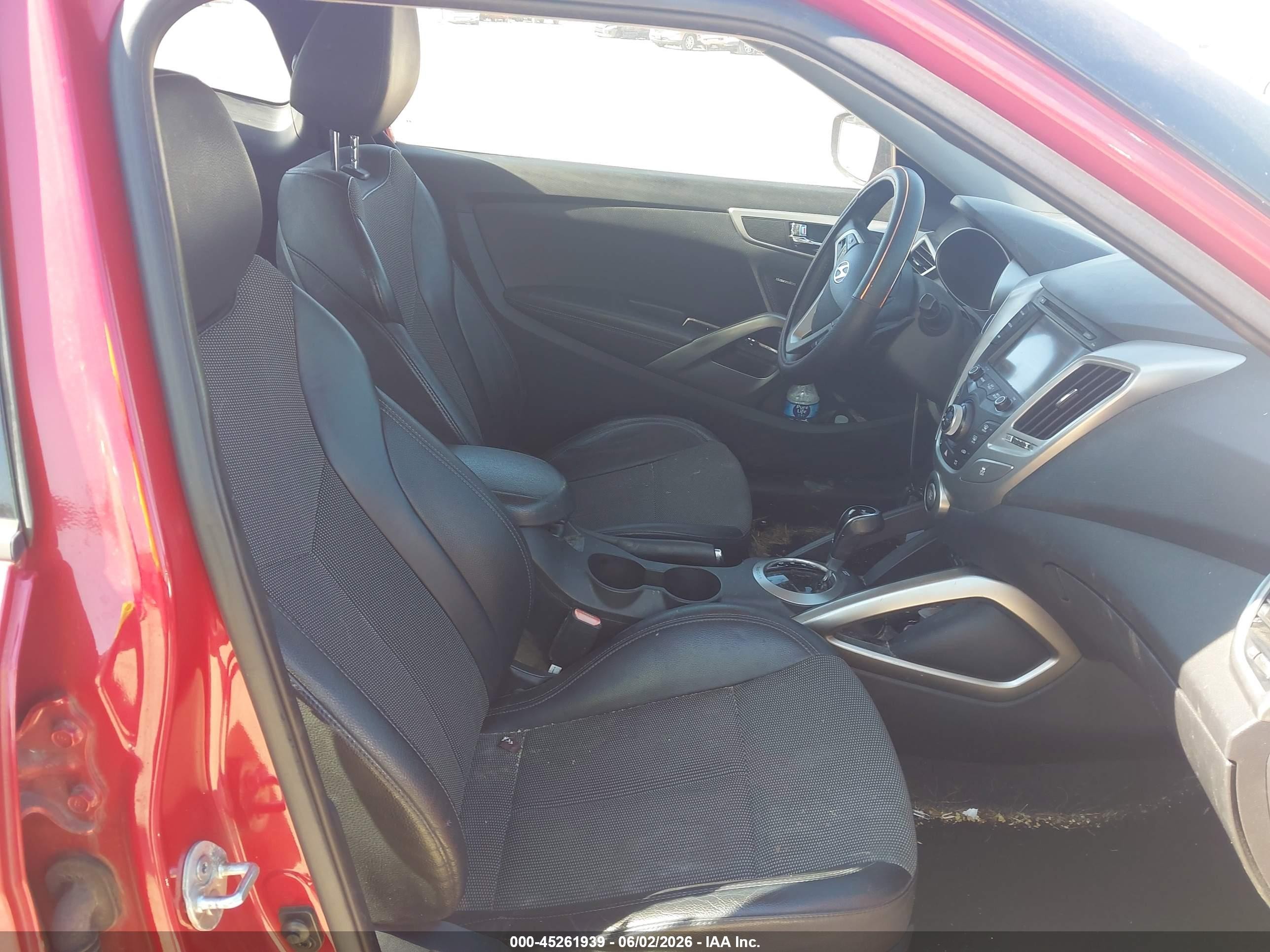 2013 Hyundai Veloster Base W/black Black vin: KMHTC6AD8DU147475