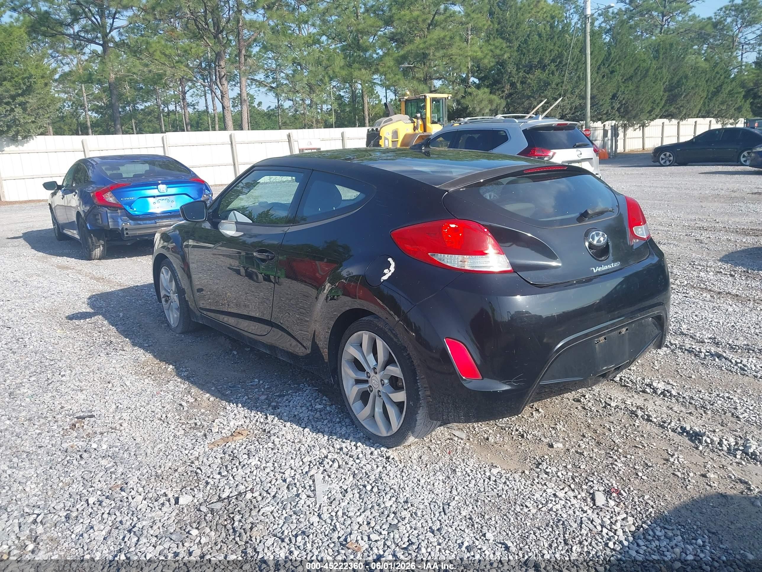 2013 Hyundai Veloster Base W/black Black vin: KMHTC6AD8DU147914