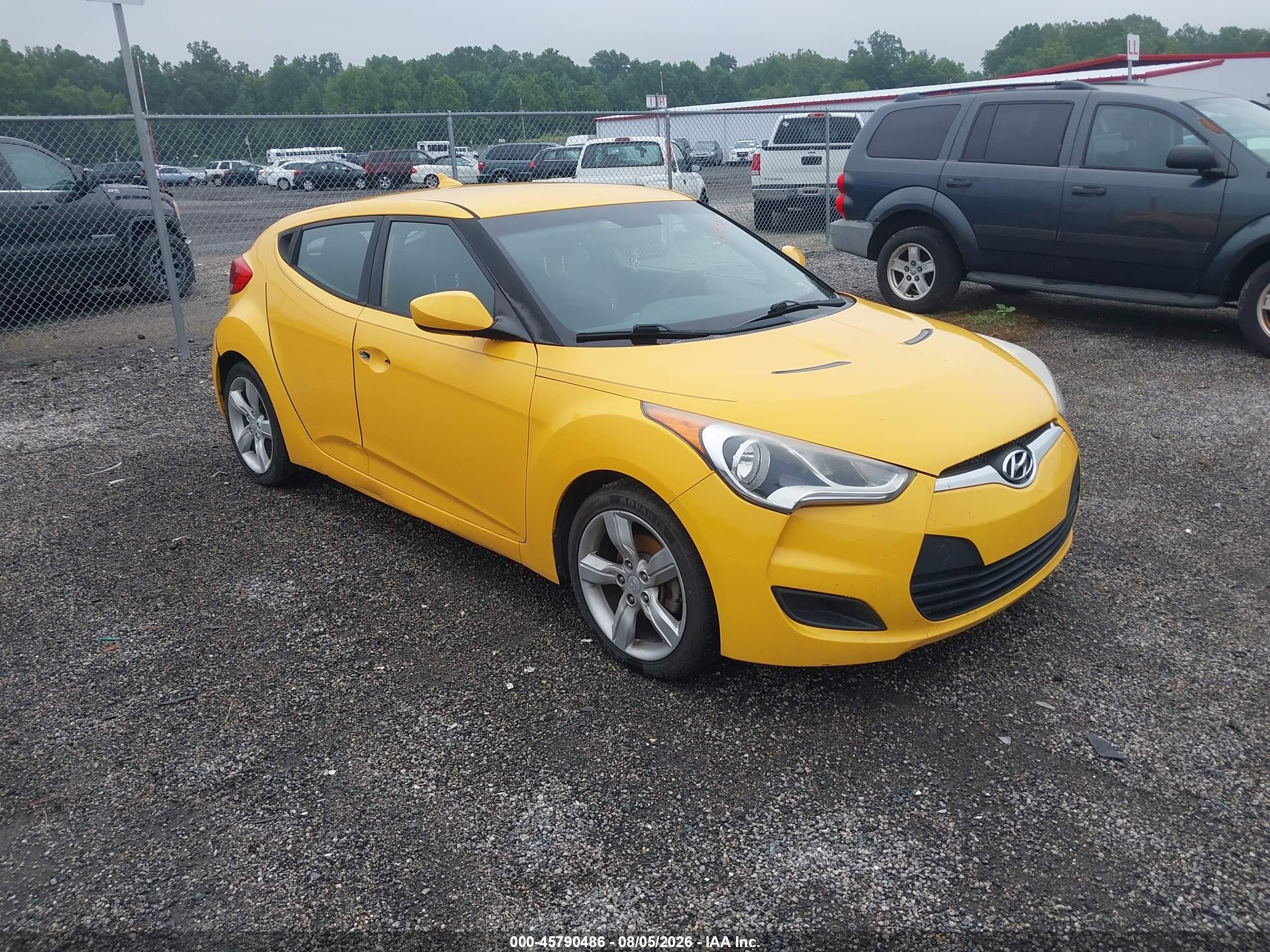 2014 Hyundai Veloster Base W/black Yellow vin: KMHTC6AD8EU183510