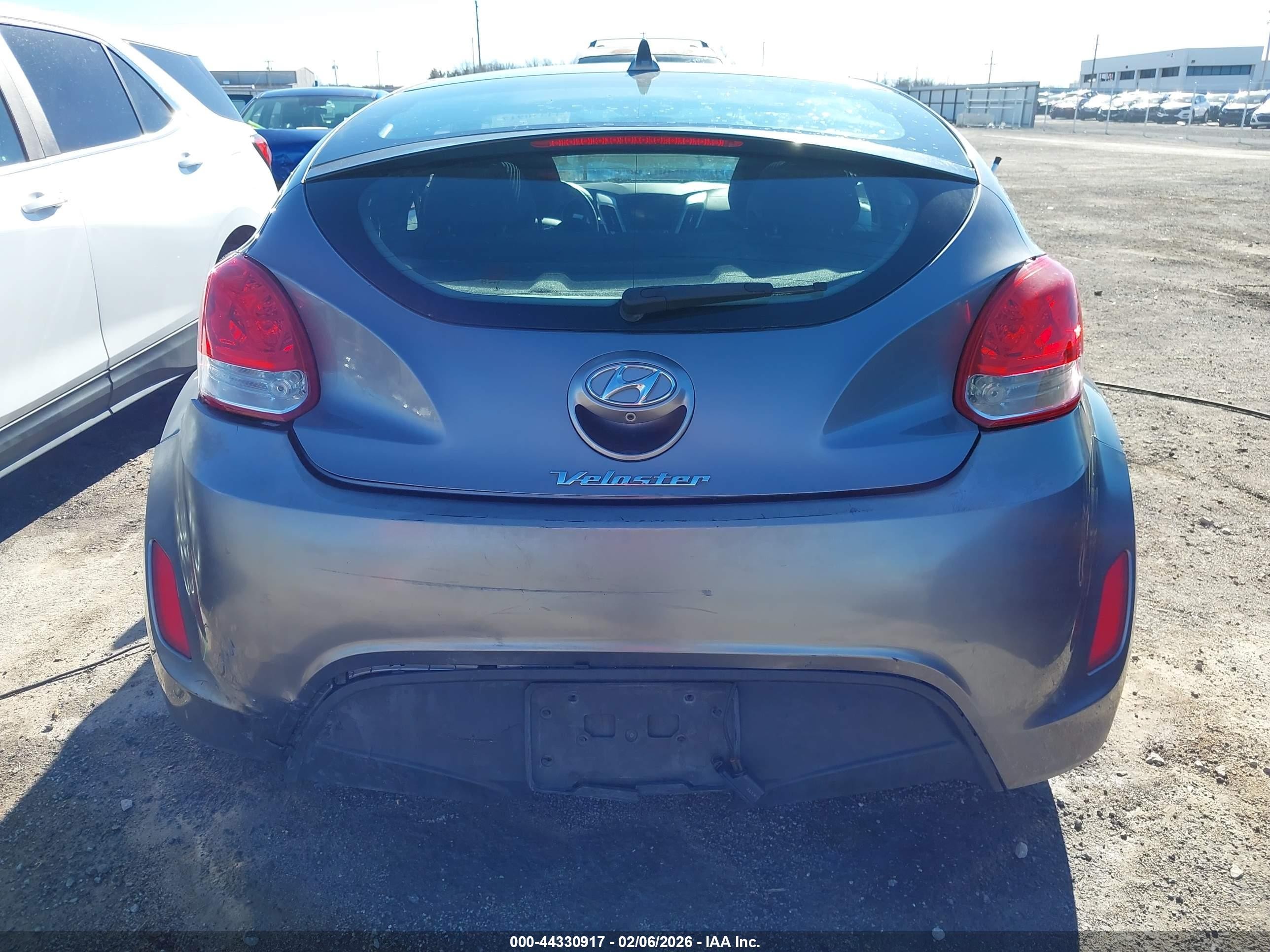 2014 Hyundai Veloster Base W/black Gray vin: KMHTC6AD8EU186522