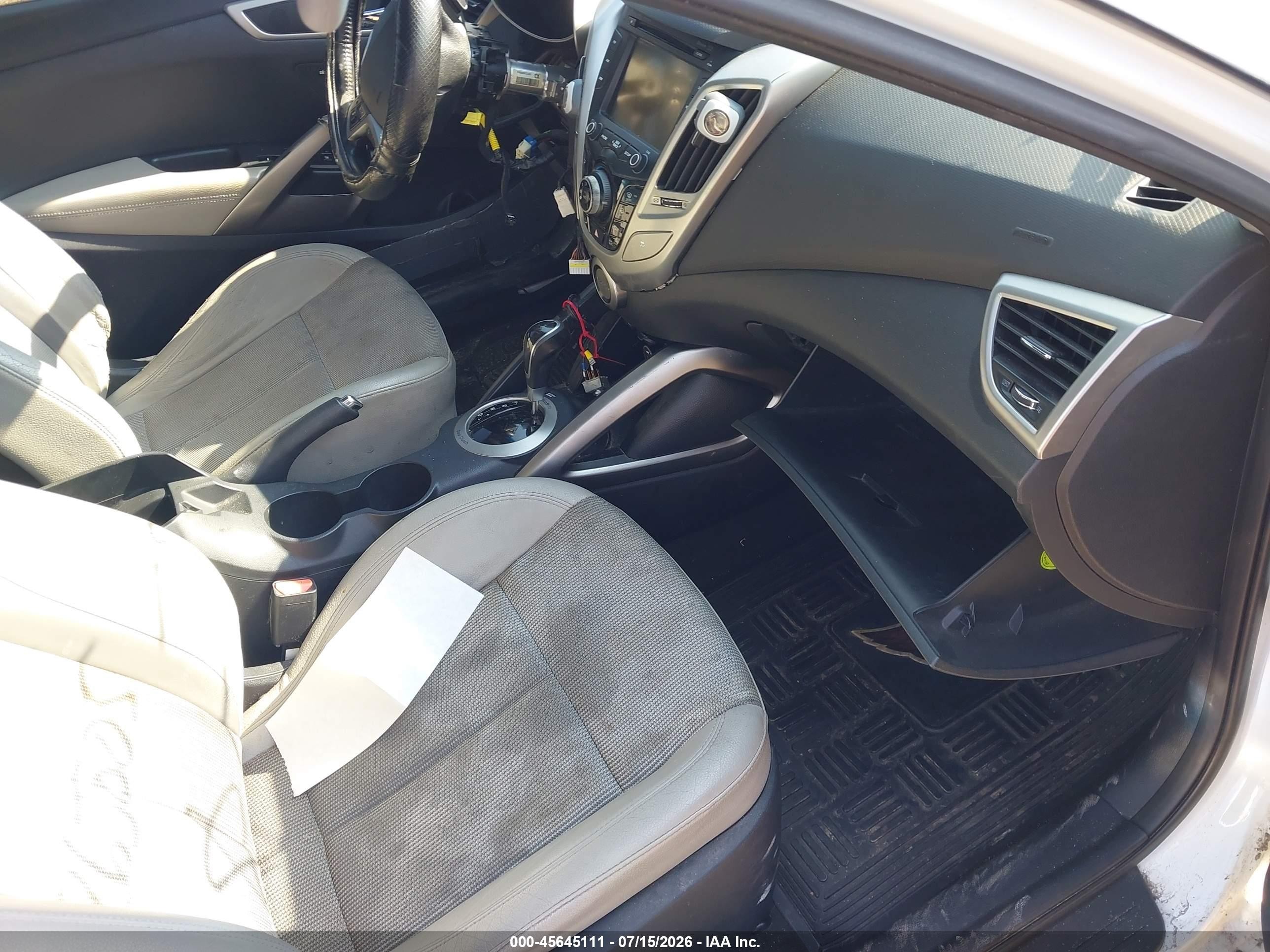 2014 Hyundai Veloster Base W/gray Белый vin: KMHTC6AD8EU195298