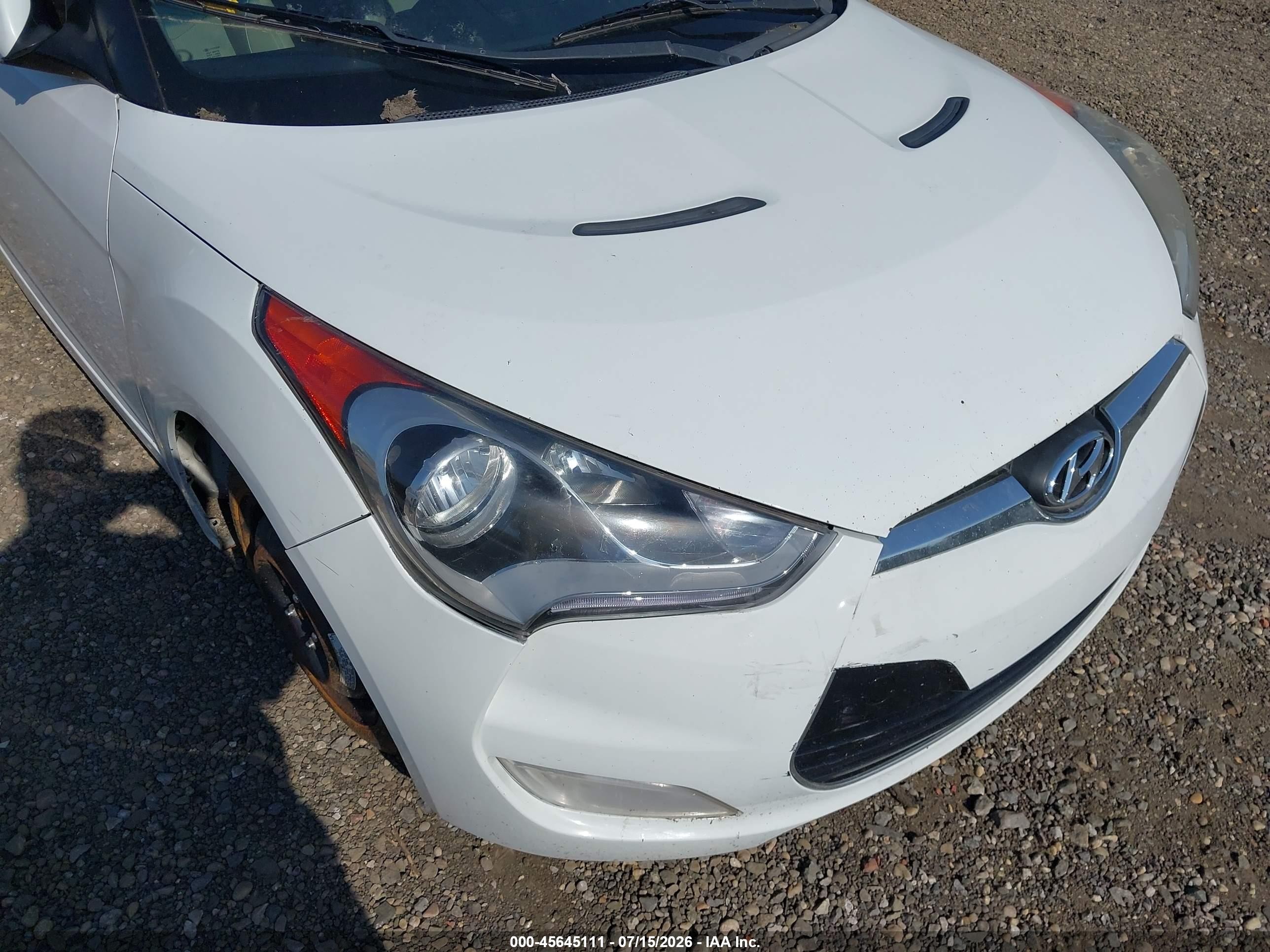 2014 Hyundai Veloster Base W/gray Белый vin: KMHTC6AD8EU195298