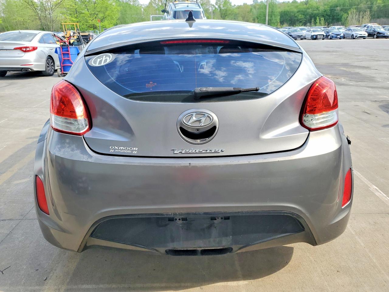 2014 Hyundai Veloster Base Gray vin: KMHTC6AD8EU217123