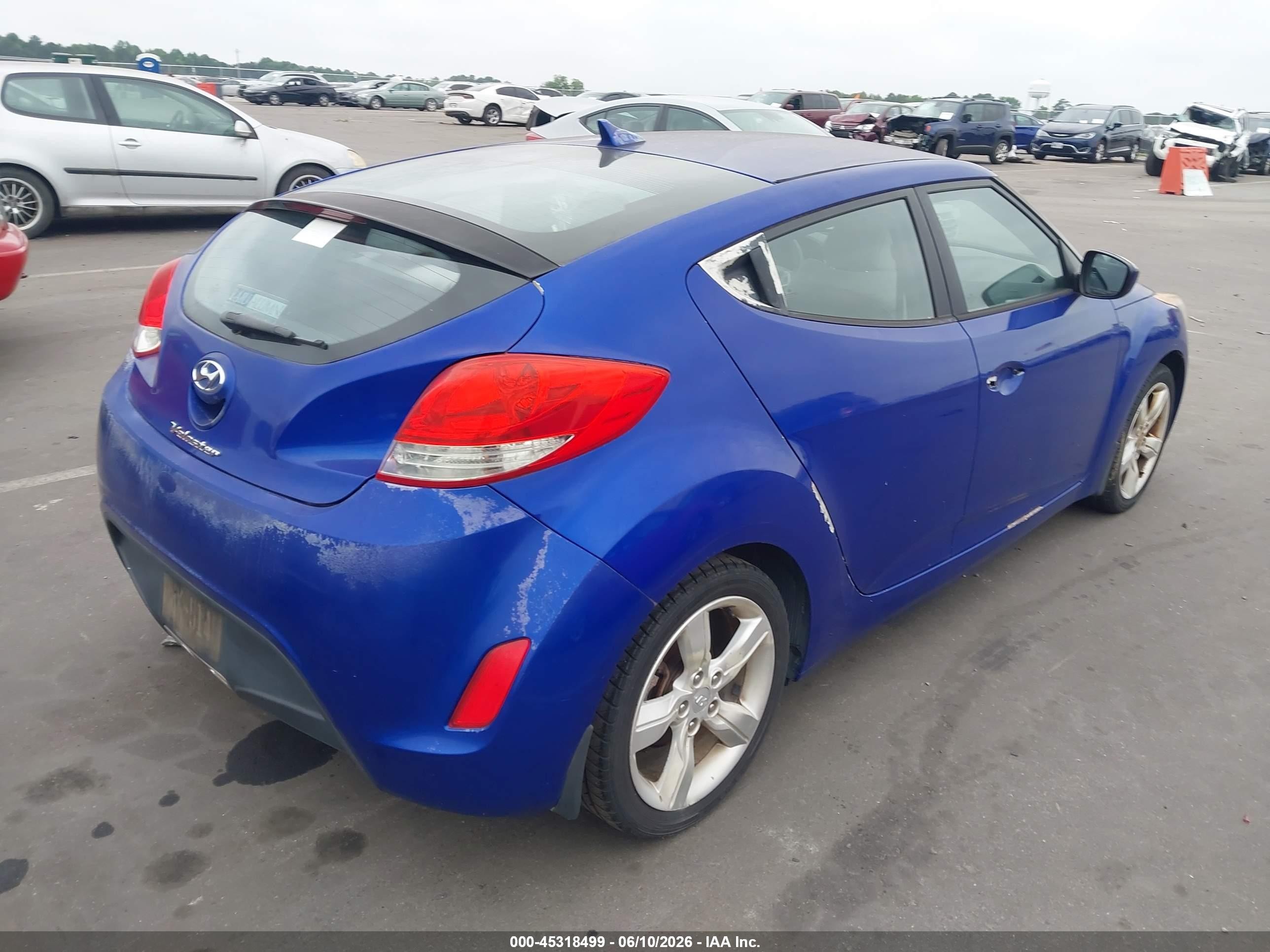 2012 Hyundai Veloster Base W/gray Blue vin: KMHTC6AD9CU027277