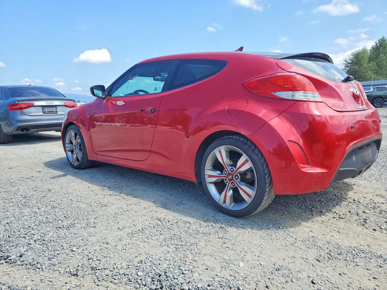 2012 Hyundai Veloster Base Red vin: KMHTC6AD9CU031698