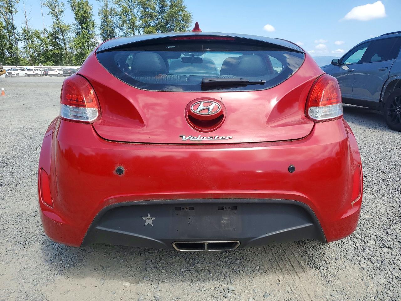 2012 Hyundai Veloster Base Red vin: KMHTC6AD9CU031698