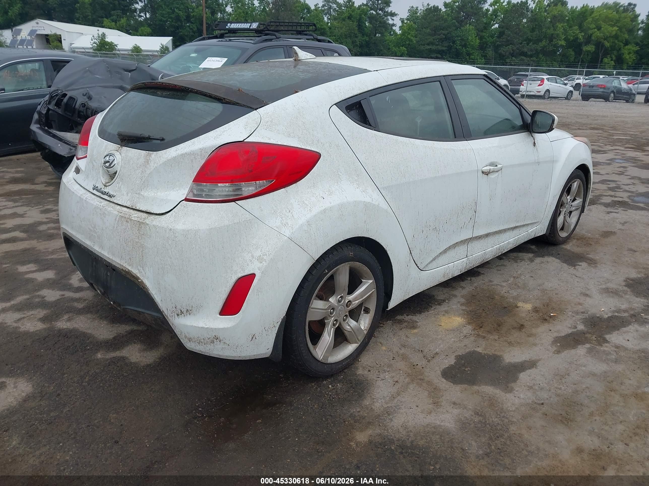 2012 Hyundai Veloster Base W/gray Белый vin: KMHTC6AD9CU039767