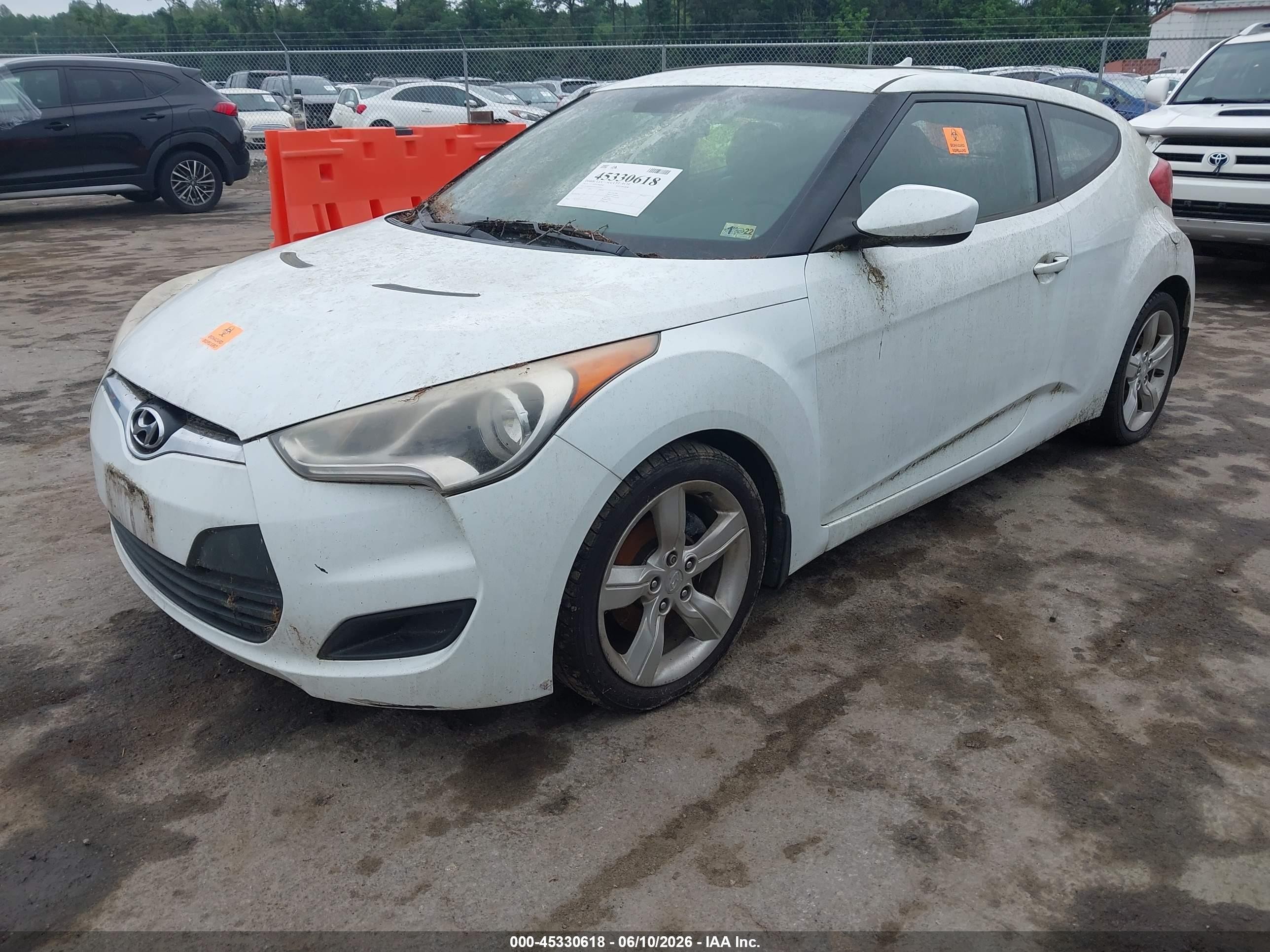 2012 Hyundai Veloster Base W/gray Белый vin: KMHTC6AD9CU039767